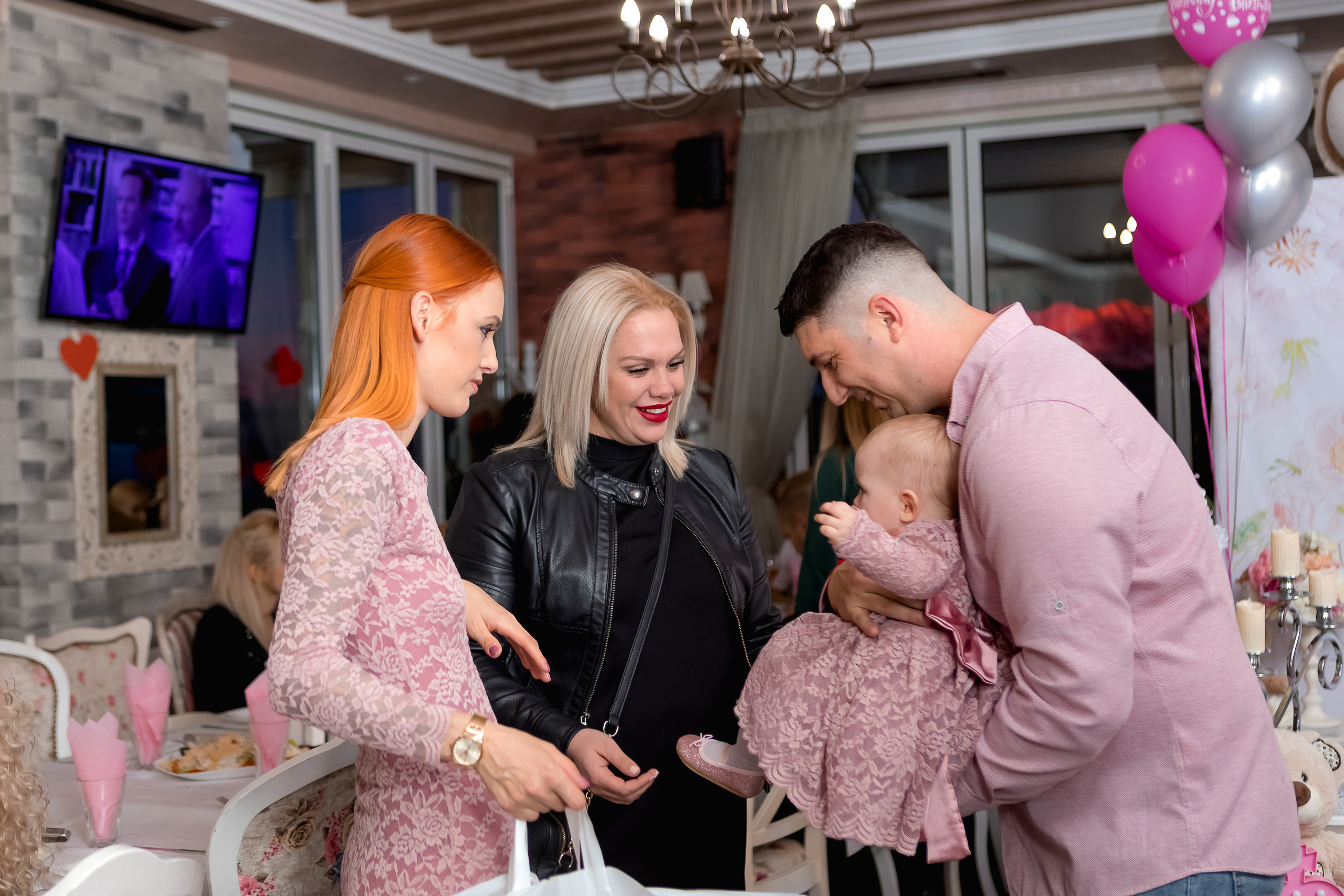 Честита Първа Свещичка. Фотограф Ирина Йотова