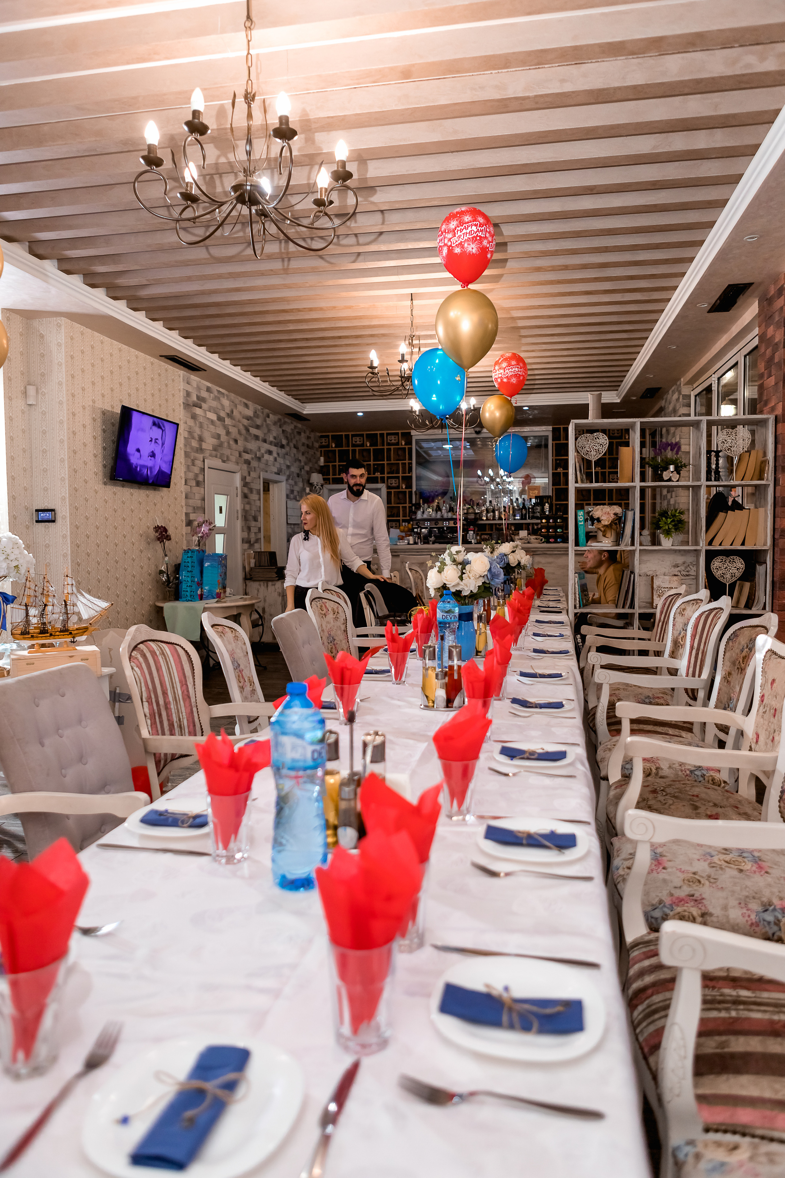 Чеастита ПърВА СВЕЩИЧКА!. Фотограф Ирина Йотова