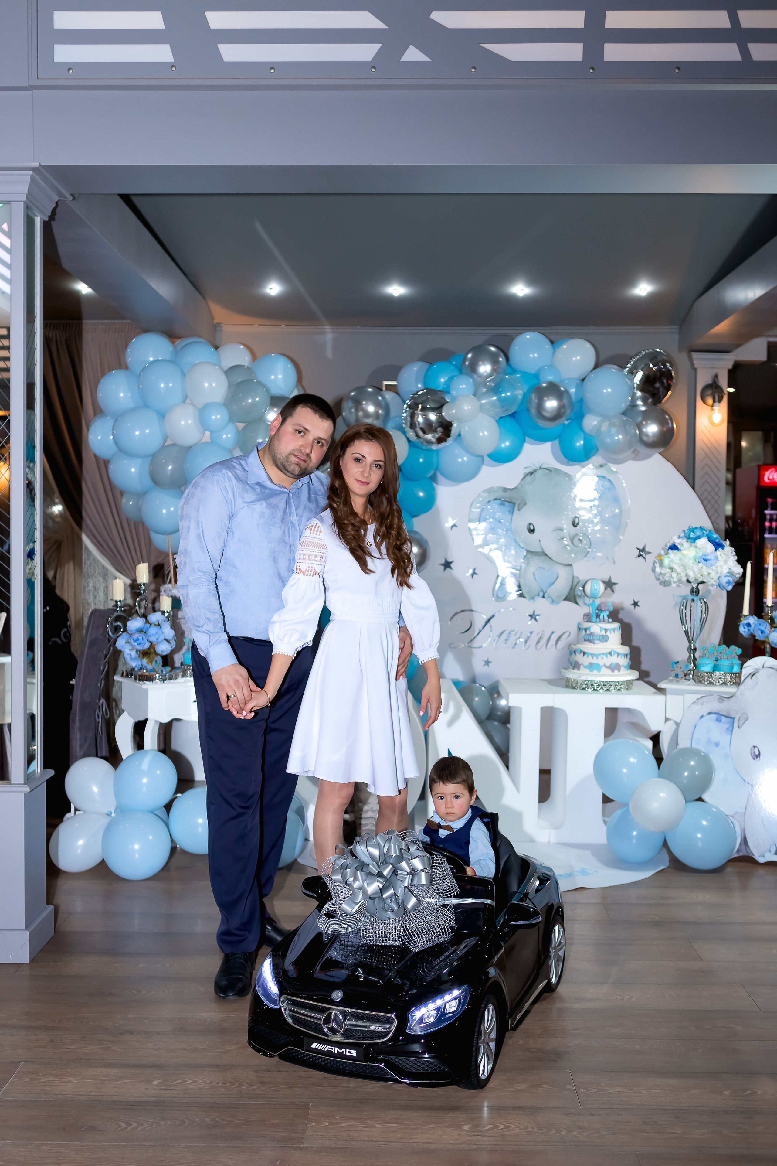 Честита първа свещичка. Фотограф Ирина Йотова