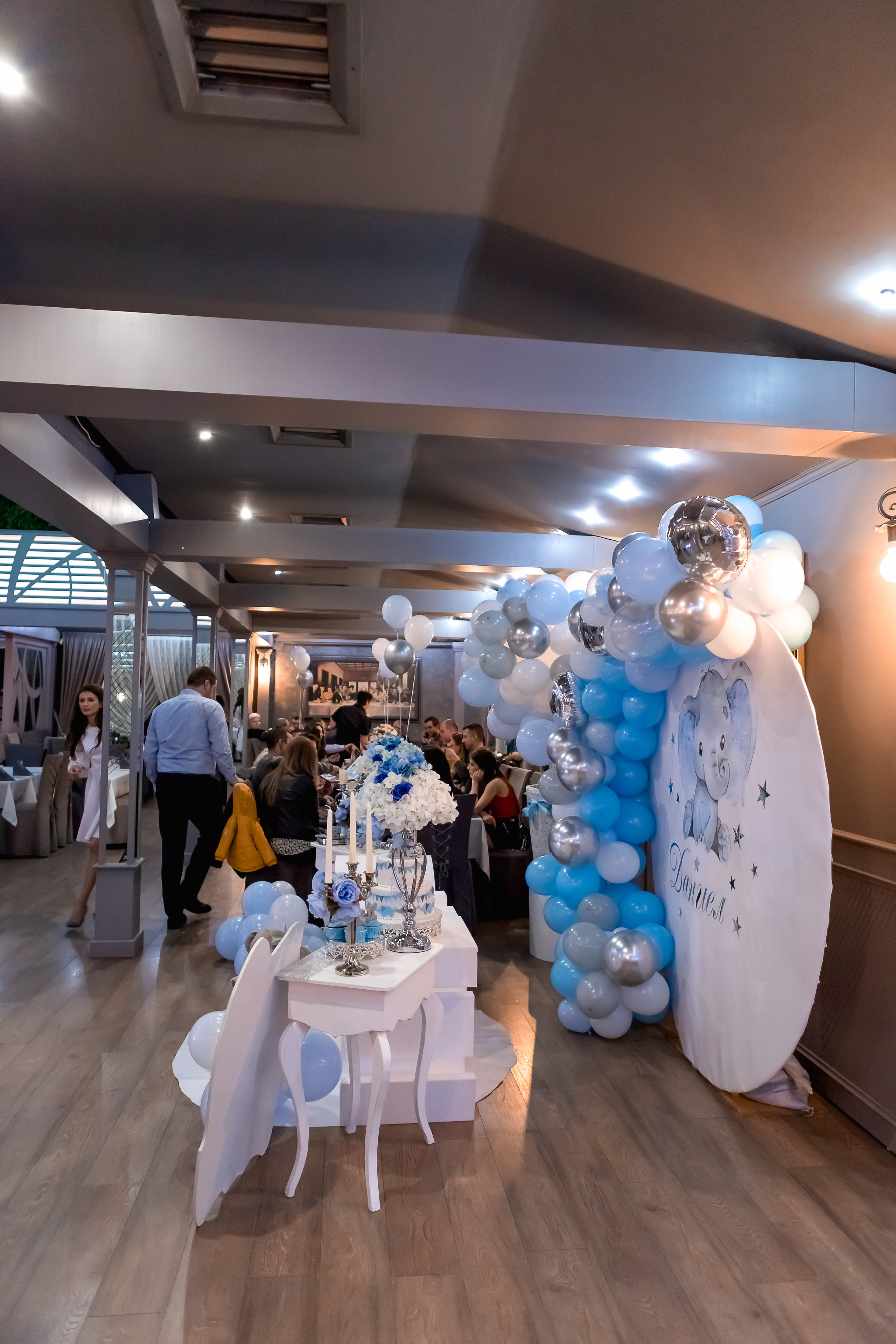 Честита първа свещичка. Фотограф Ирина Йотова