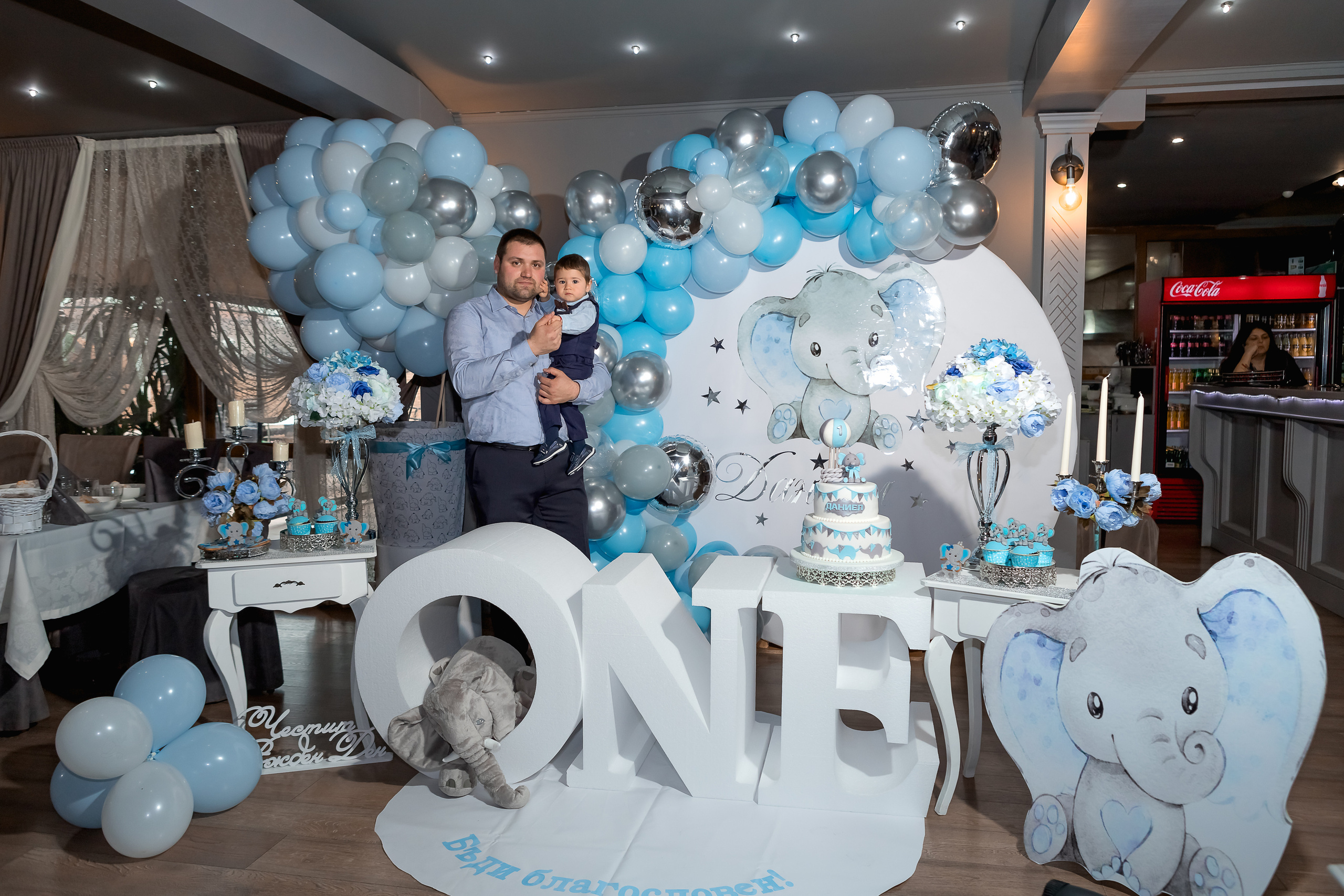 Честита първа свещичка. Фотограф Ирина Йотова