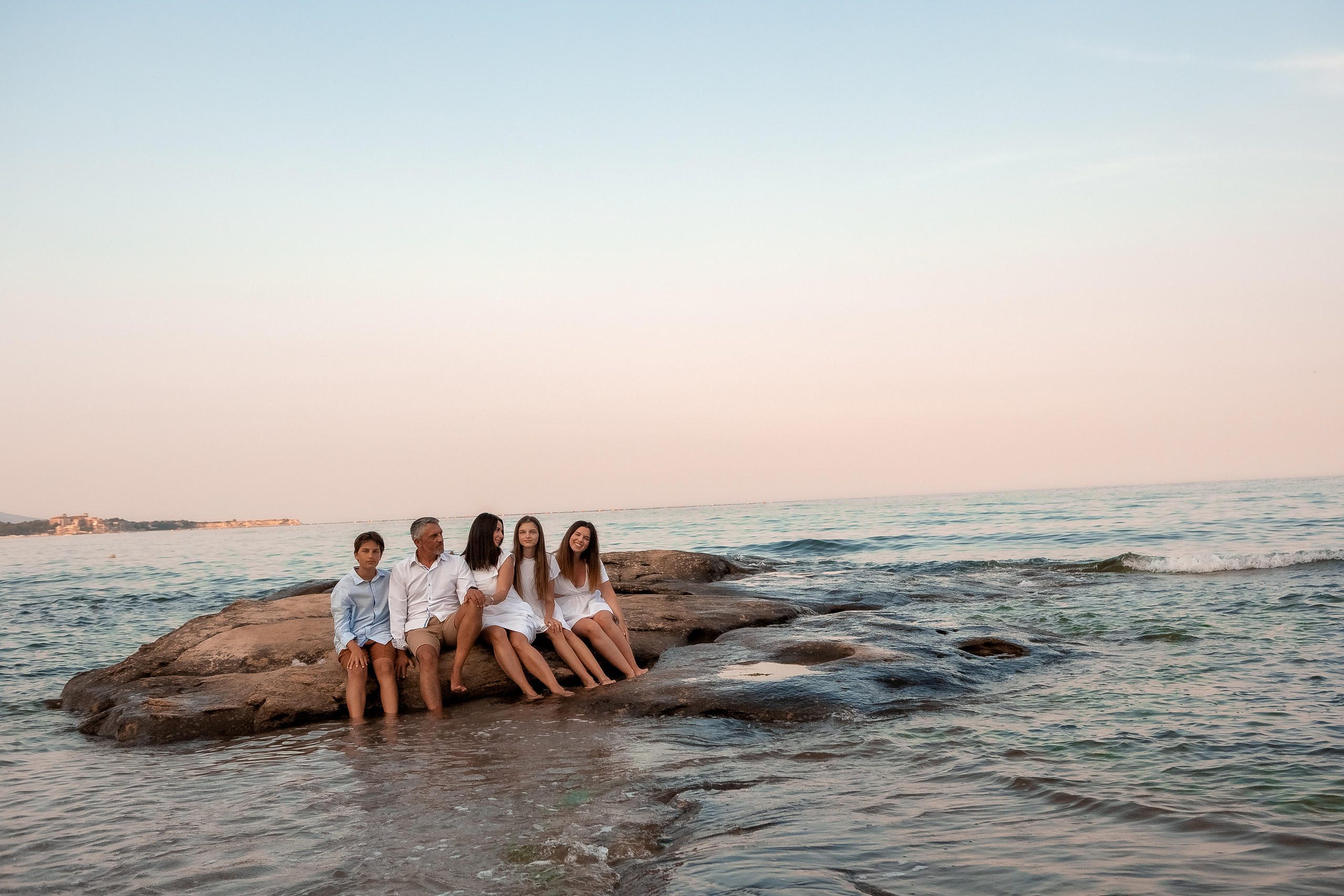 Фоторазходка на плажа. Фотограф Ирина Йотова