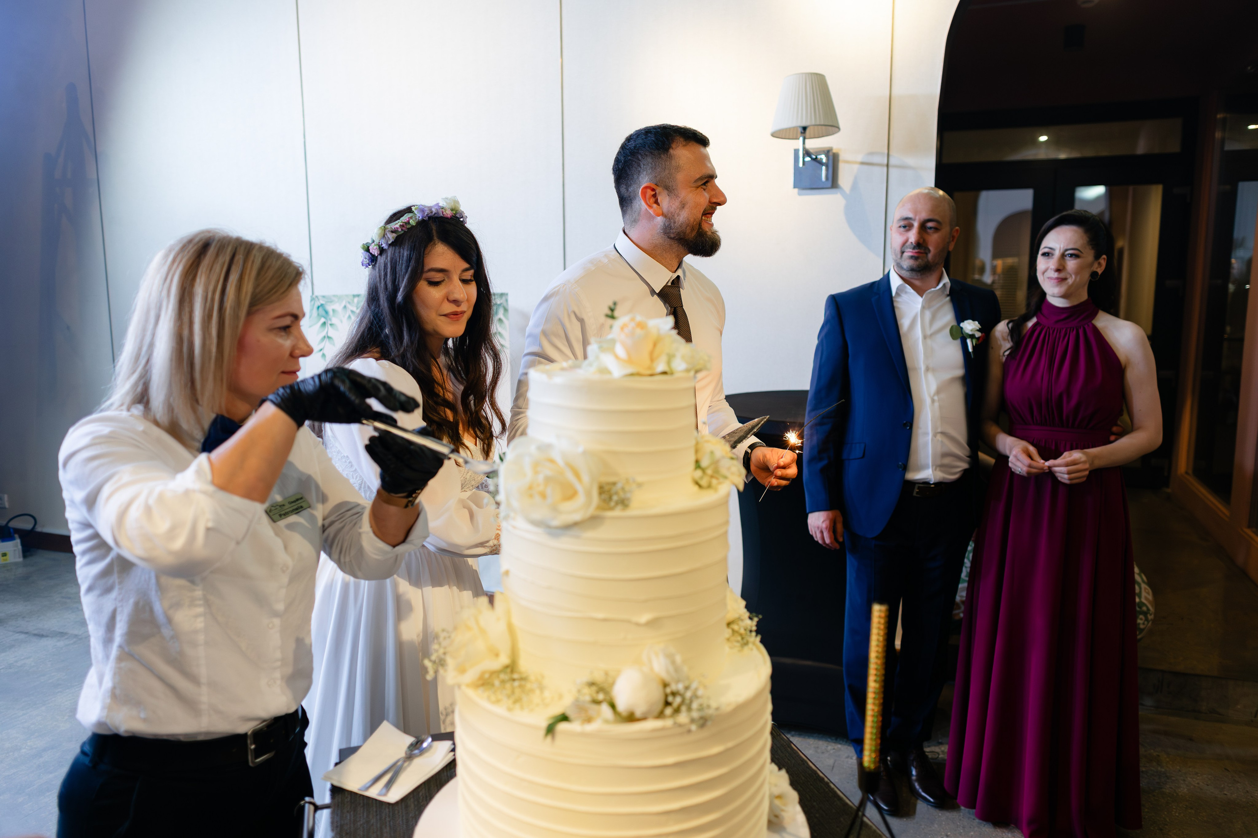 Flori & Cosmin. Main