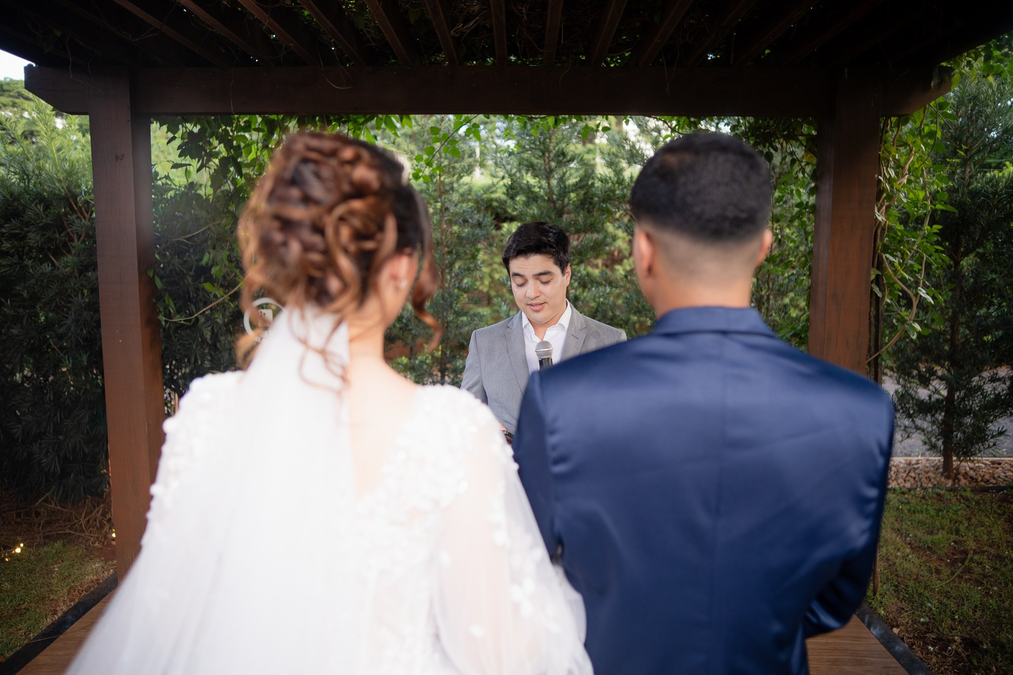Larissa & Vinicius — Espaço Faveral / Aararaquara. Robson Colaço