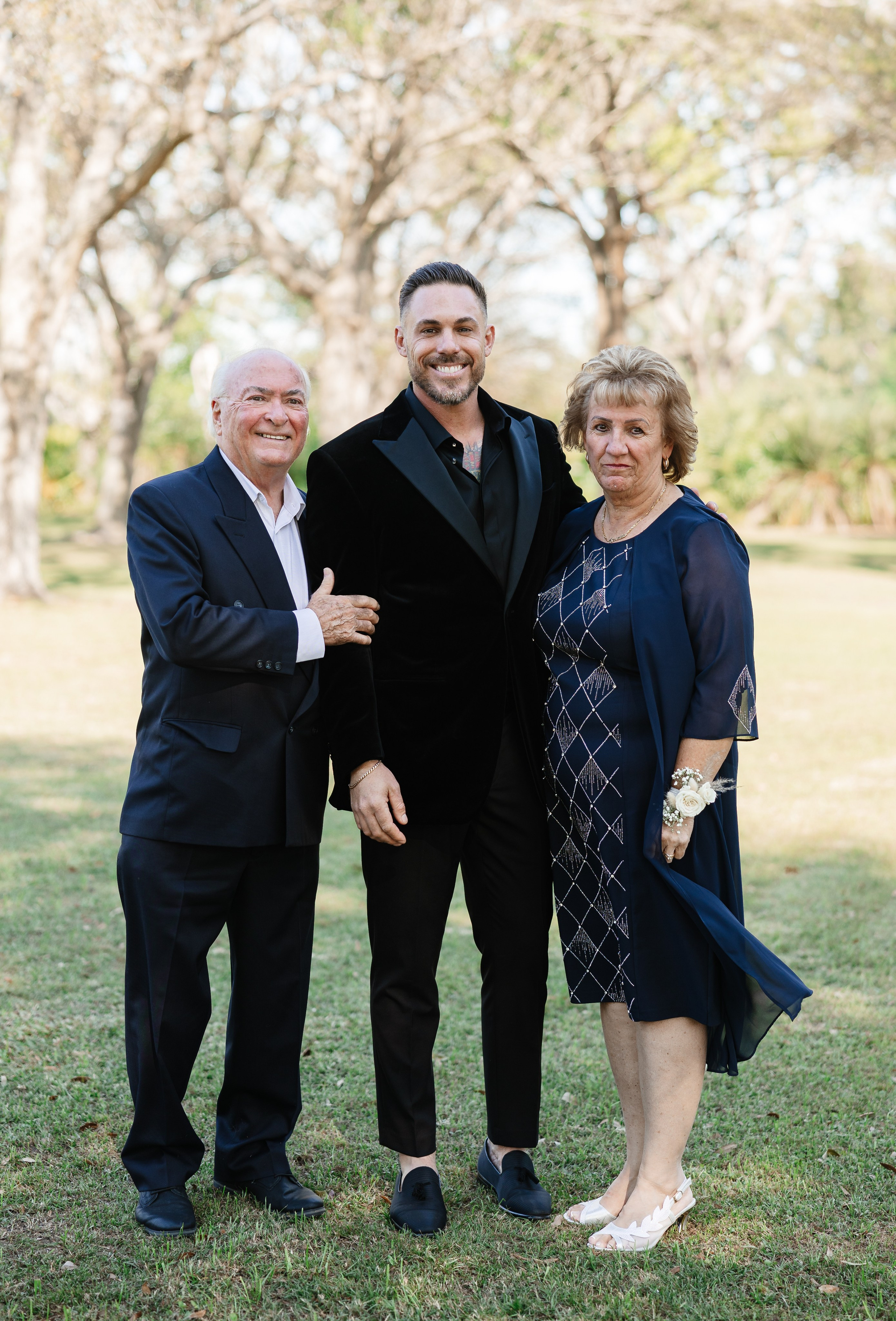 A Quiet, Beautiful Beginning | Kayla & David’s Intimate Weston Estate Wedding. YES I DO PRODUCTION — Wedding photography&videography