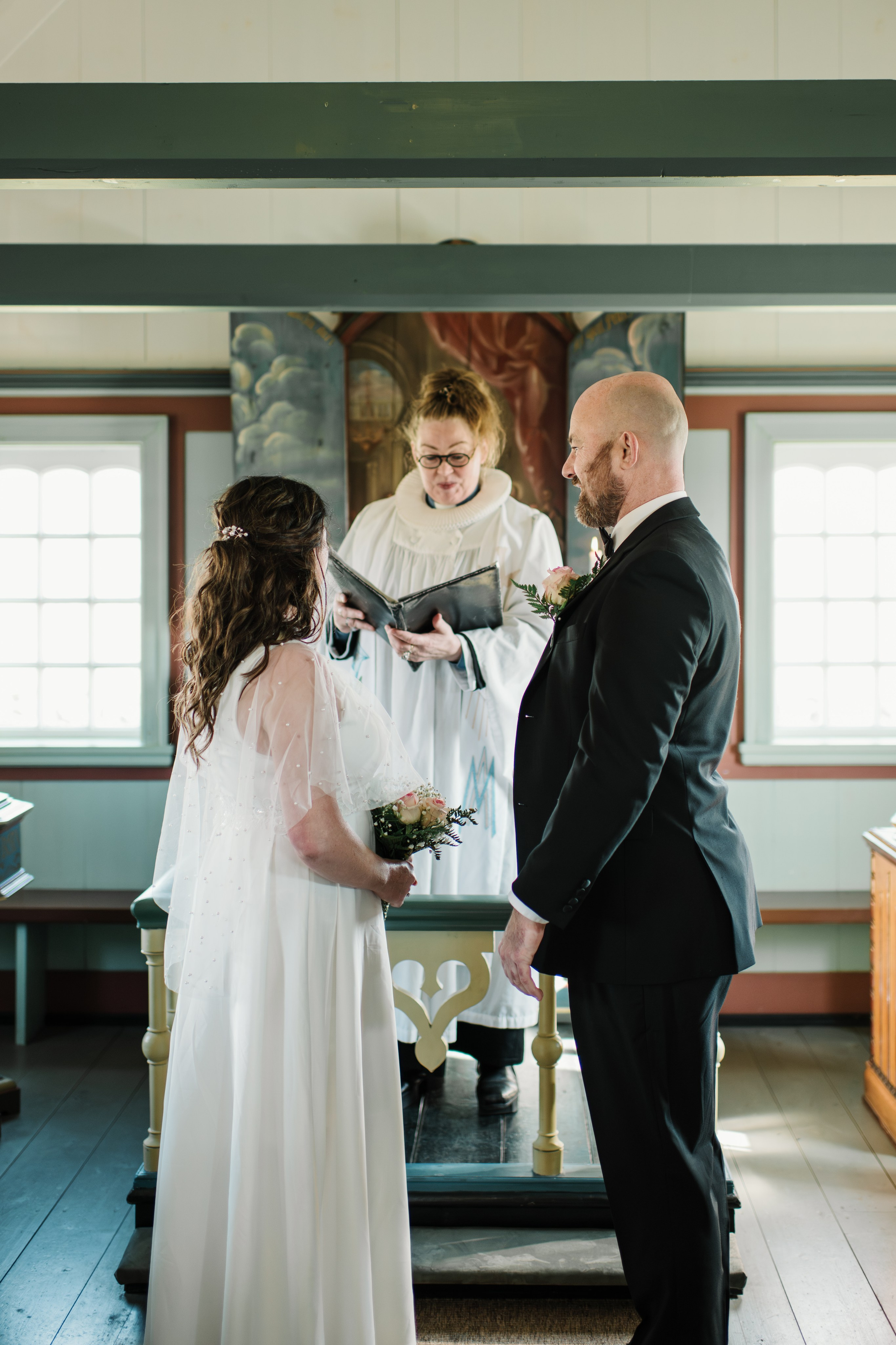 Emma and Phil. Michalina Dzianach Wedding Photographer Iceland