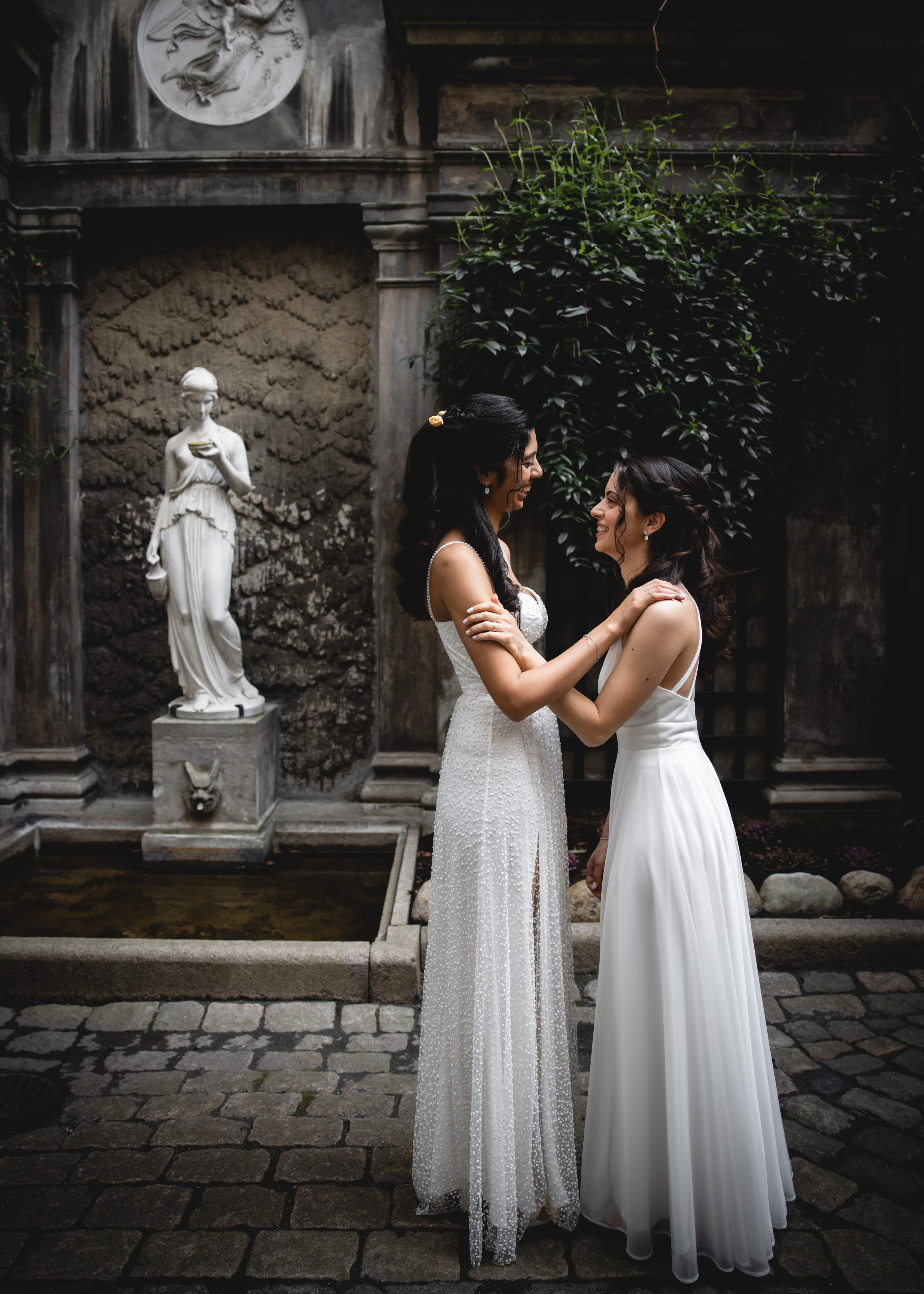 Shai & Batel. Professional wedding photographer in Copenhagen, Denmark — Julia Byron