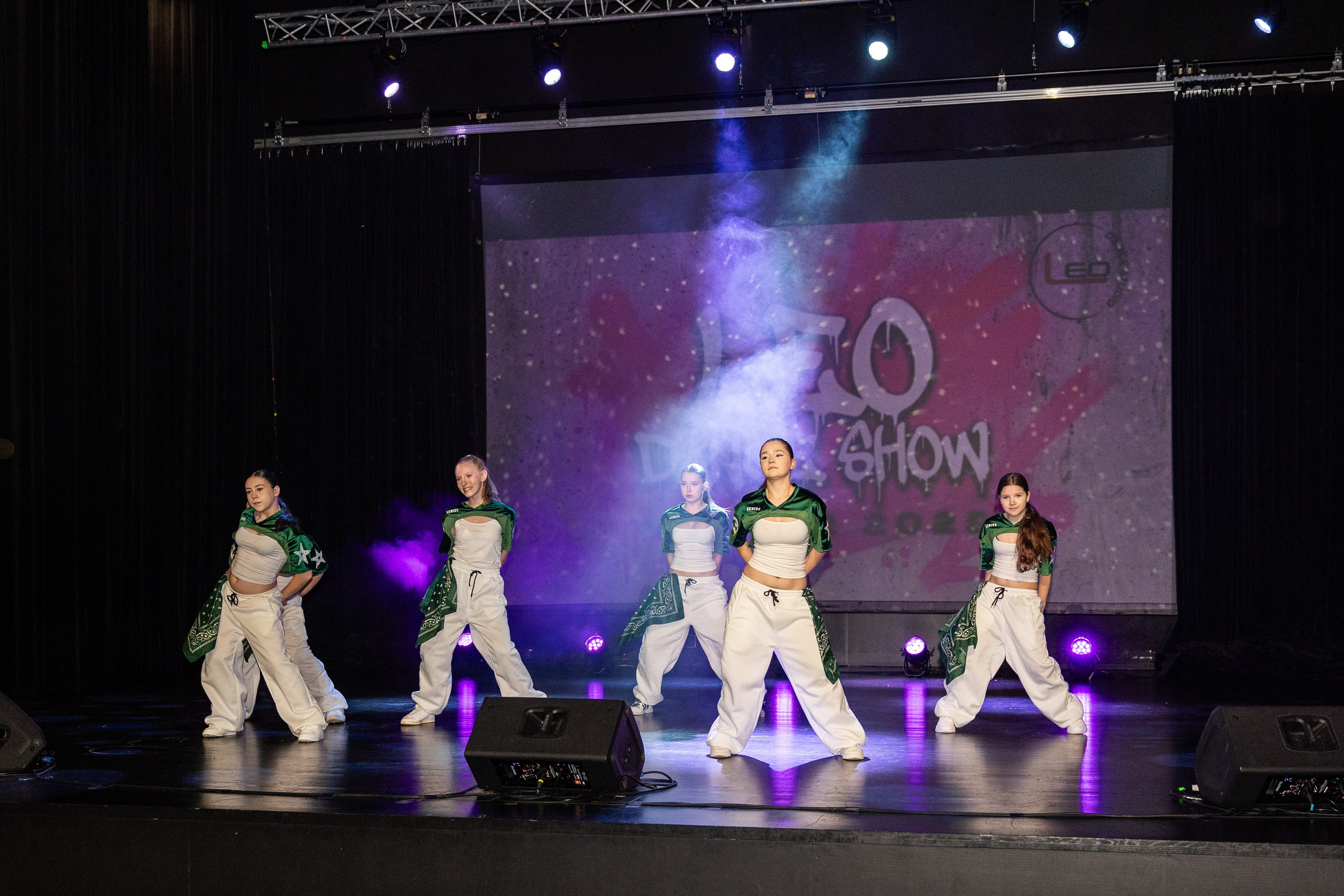 LEO DANCE SHOW WINTER 2025. Семейный и детский фотограф в Варшаве Мила Бобровская