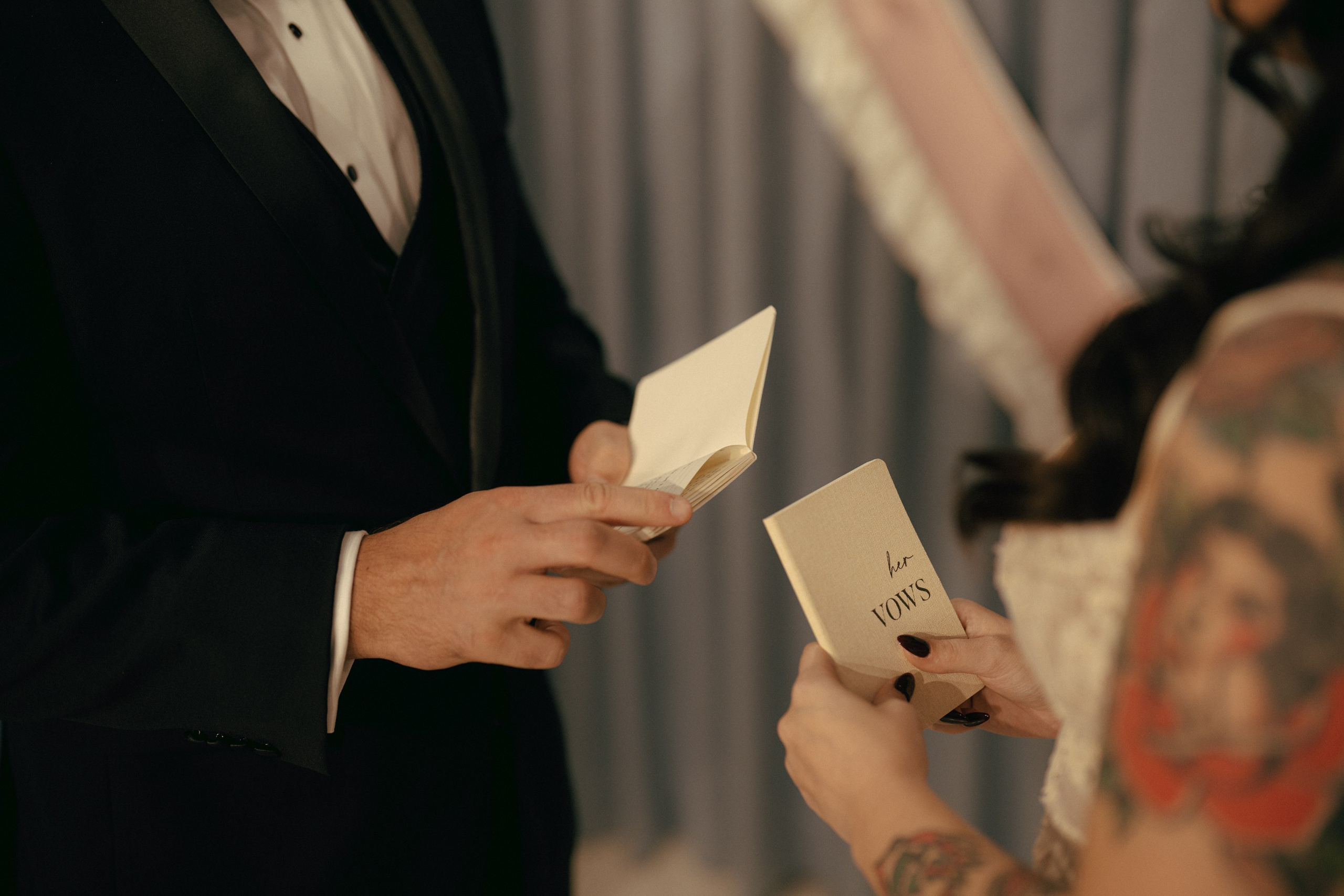 Brianna&Daniel. Wedding & elopement photographer Viktoriya Kravtsov. Las Vegas