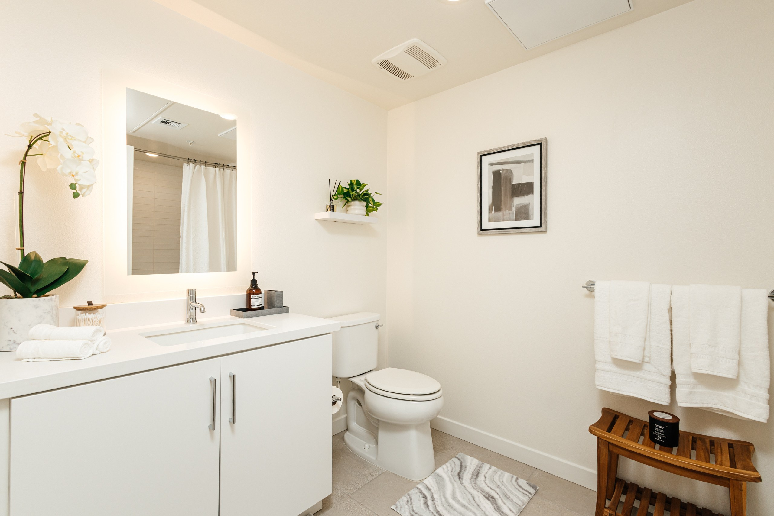 Youthful Apartments. Photographer Andrei White