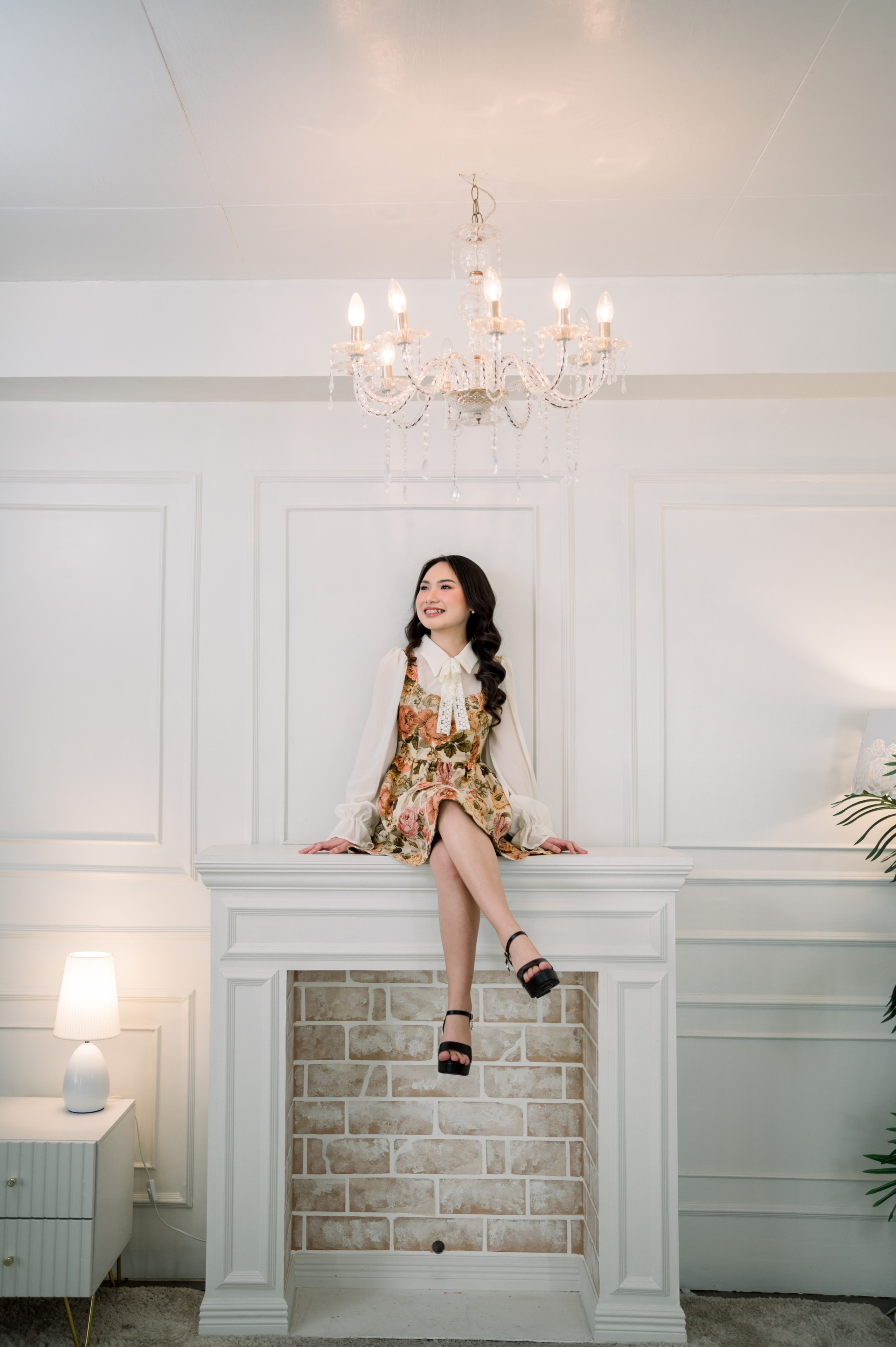 Debuts. Woody Weddings