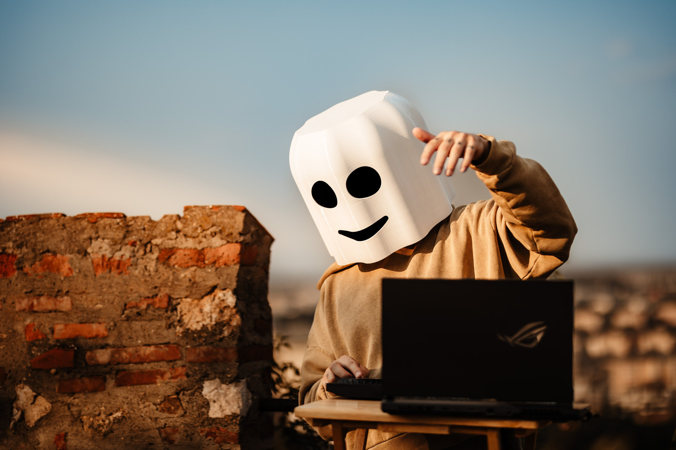 Fantomel. Ionut Brehuescu — Fotograf