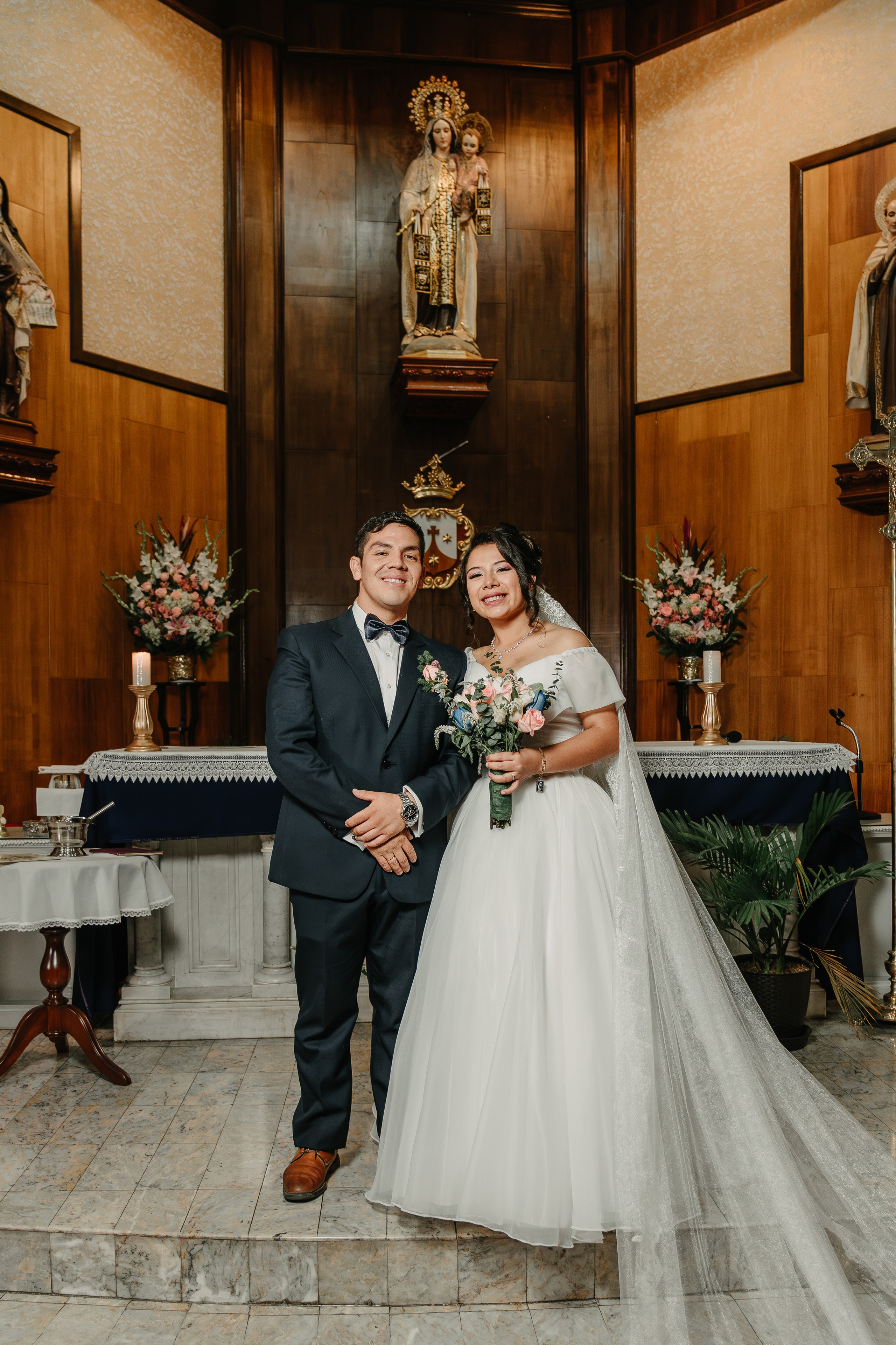 ALEJANDRA + RODRIGO BODA RELIGIOSA. Studio KVTA | Fotografía y Video de Bodas en Arequipa
