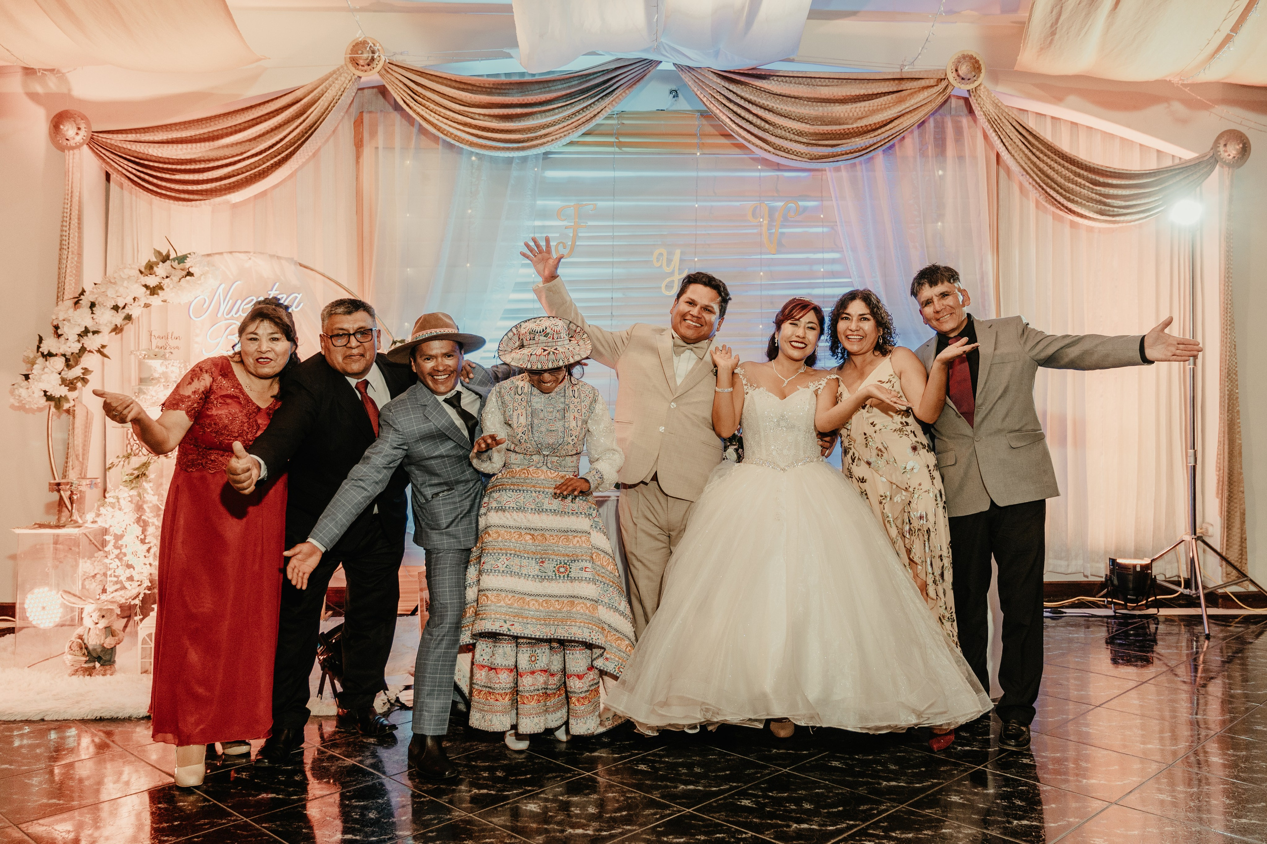 VANESSA + FRANKLIN BODA RELIGIOSA. Studio KVTA | Fotografía y Video de Bodas en Arequipa