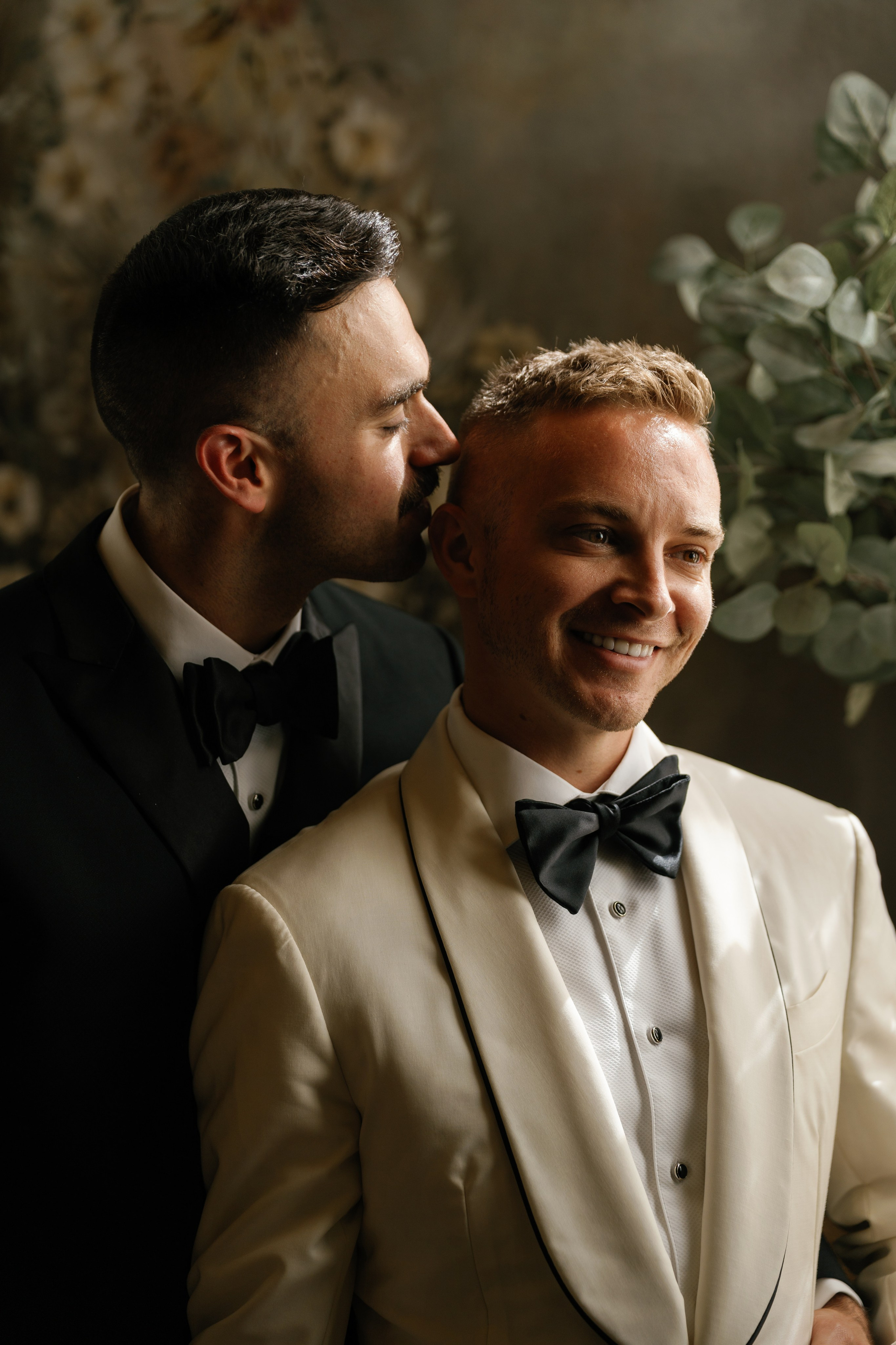 LGBT wedding photographer in California. Wedding Photography & Videography Team in California, Los Angeles, San Francisco, San Diego and Travel