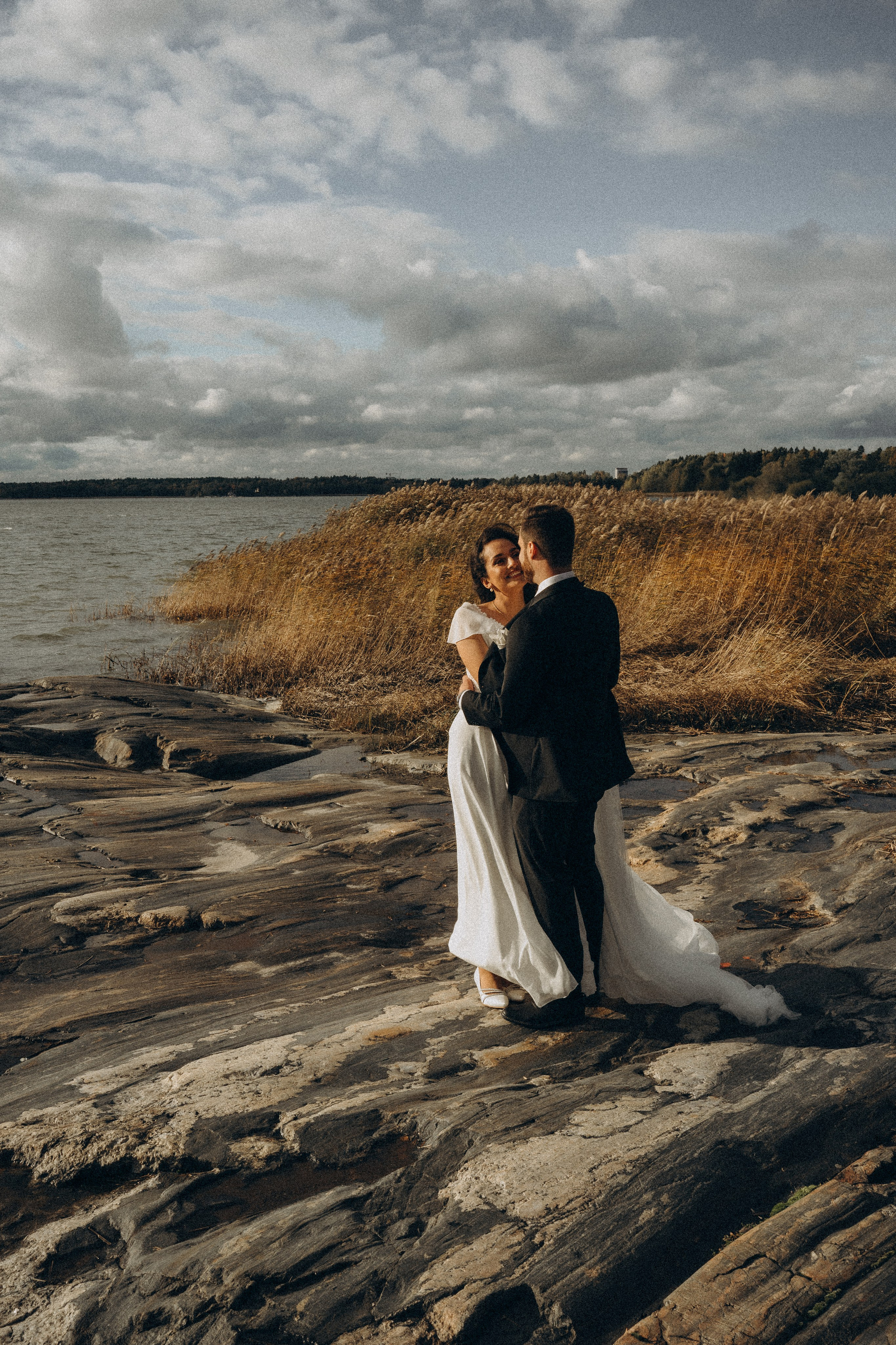 W&S. Wedding and potrait photographer in Helsinki Vickan O