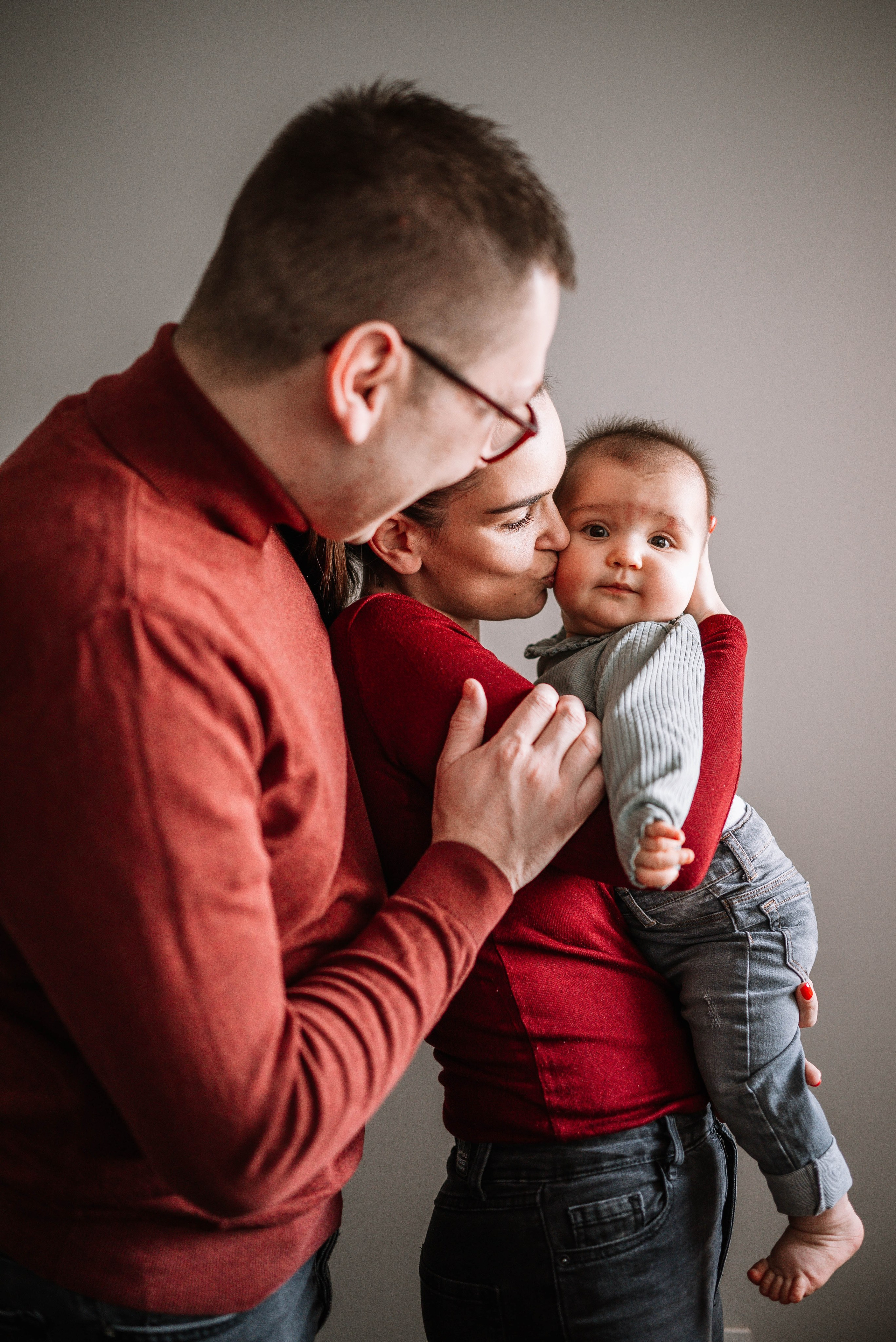 Lana - fotografisanje bebe kod kuće. Dečiji i porodični fotograf