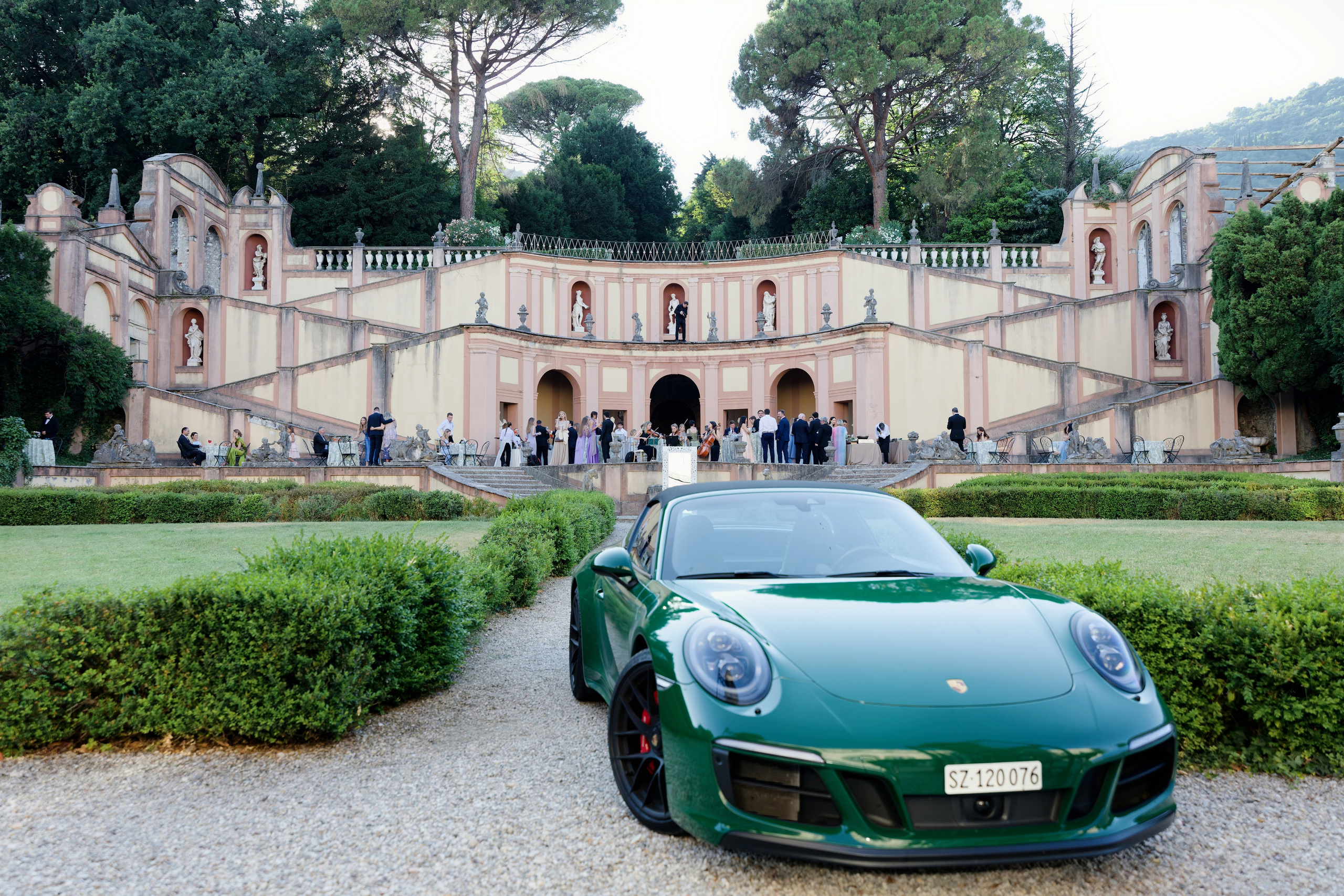 Wedding at Villa Bettoni on Lake Garda