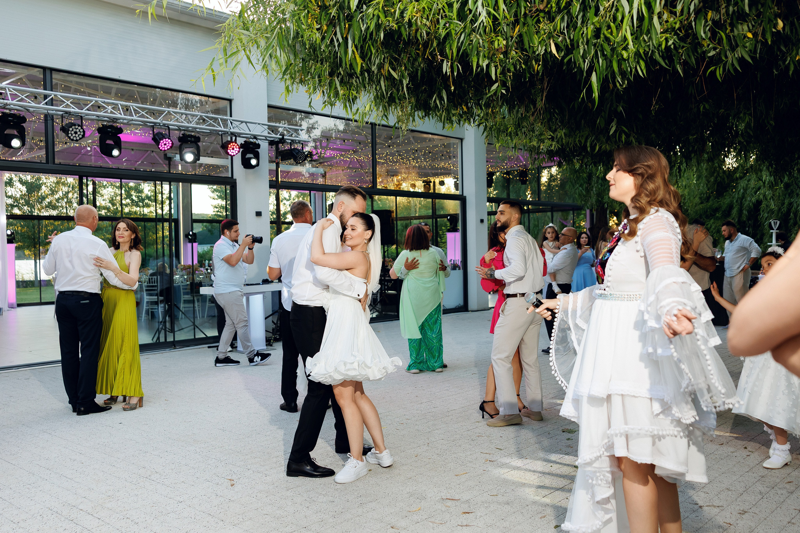 Florin & Corina — Complexul Turistic Costesti — Wedding Day. Servicii Foto și Video 067188353