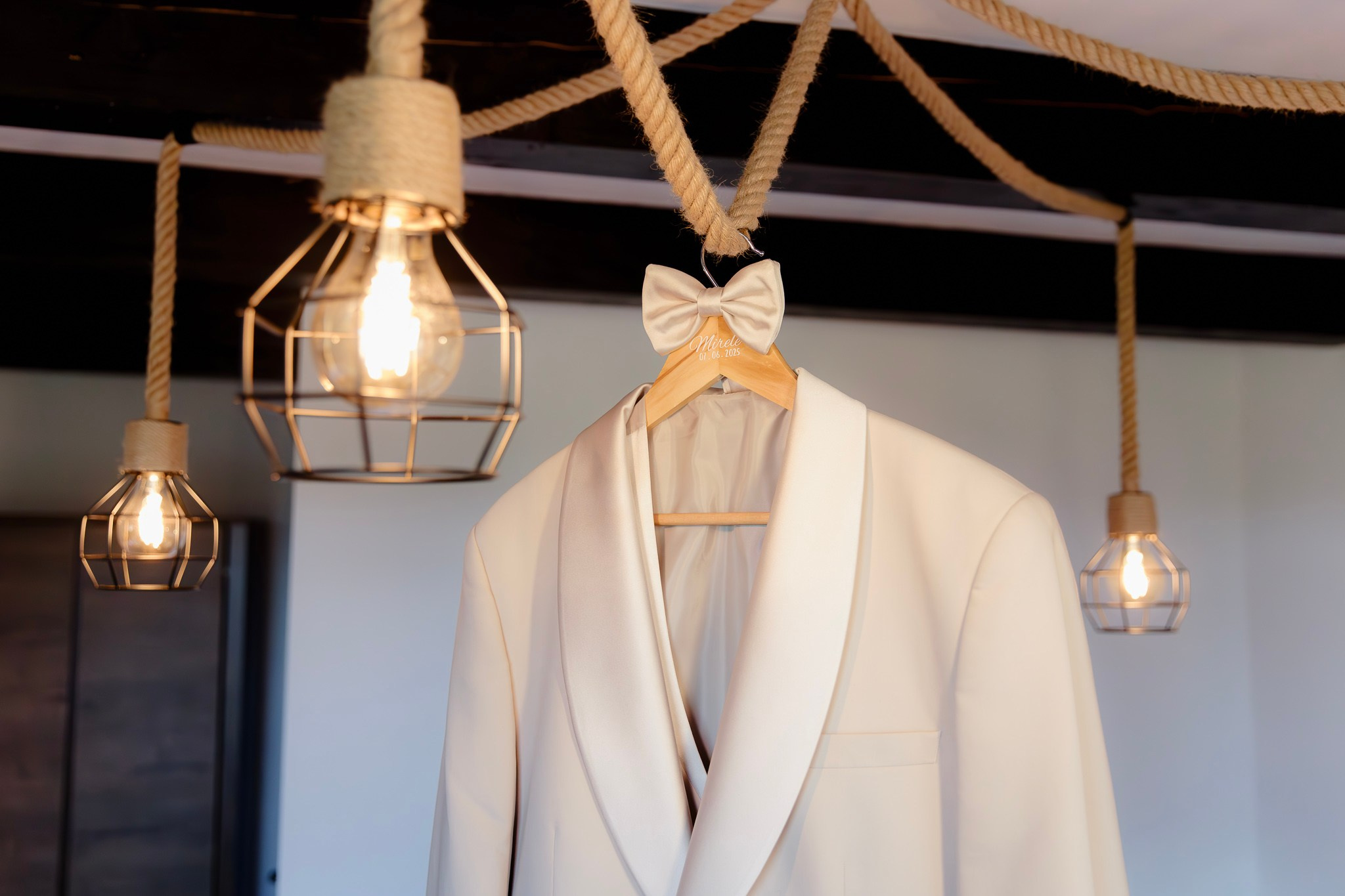 Ioana & Ionuț | Nuntă de poveste la Păstrăvăria Poiana din Mălini județul Suceava. Servicii foto-video profesionale, pentru momente de neuitat