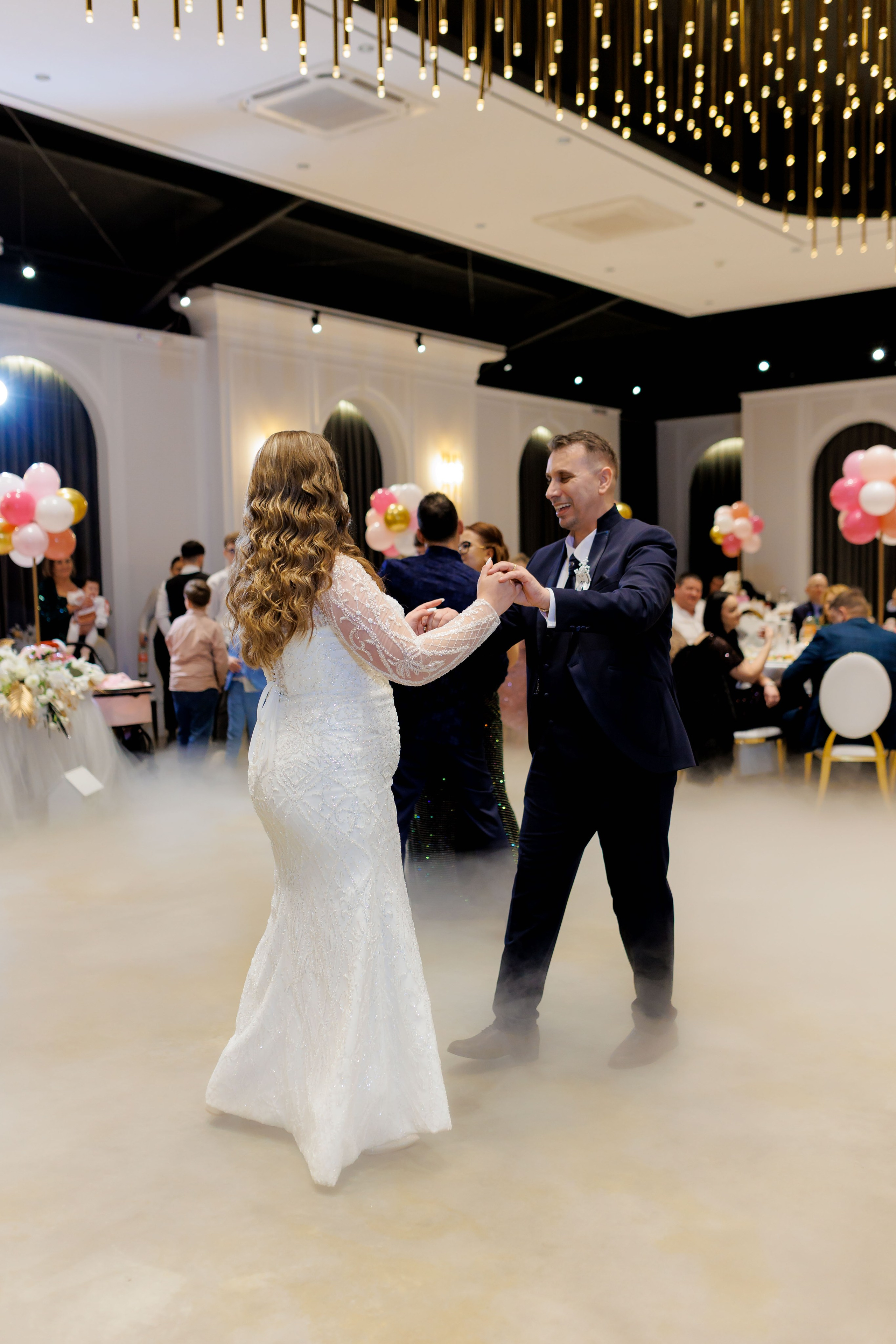 Povestea voastră, regizată de noi |Cristi Turculet Videograf Nuntă Suceava | wedding highlight. Servicii foto-video profesionale, pentru momente de neuitat