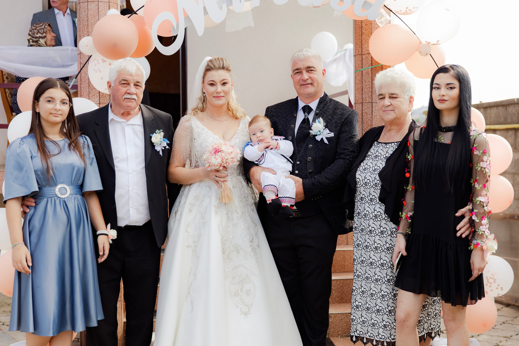 Mihai & Oana. Servicii foto-video profesionale, pentru momente de neuitat