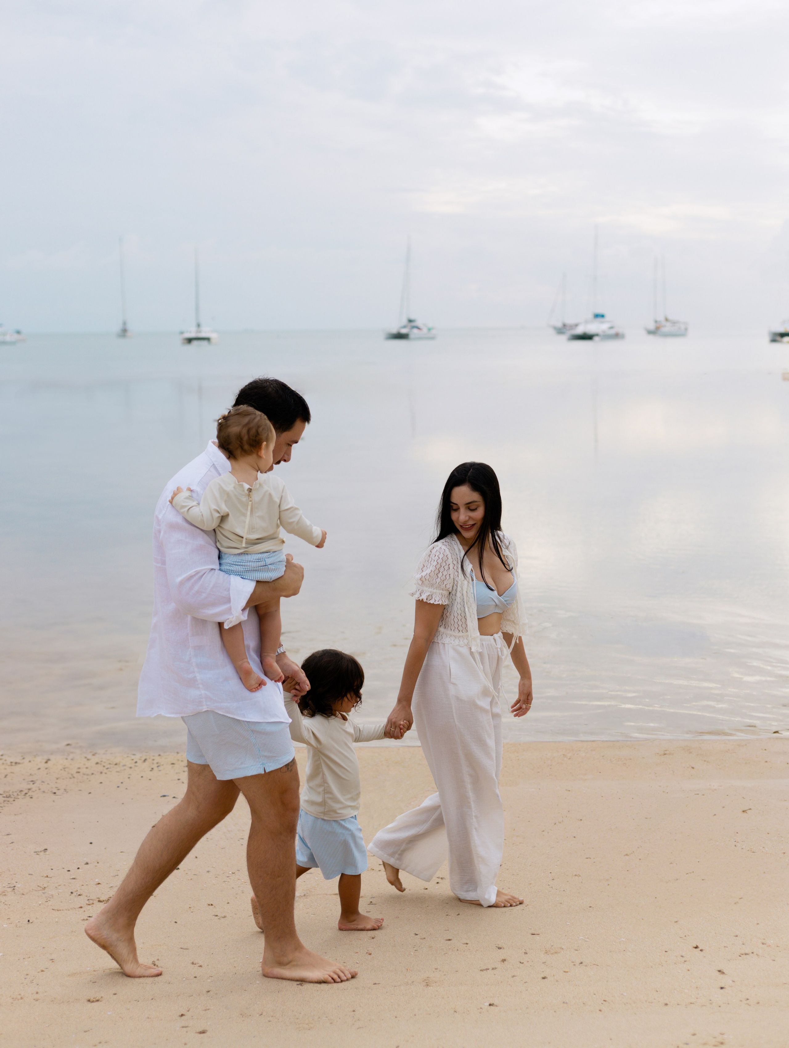 FAMILY PHOTOSHOOT. Photographer on Koh Samui Elena