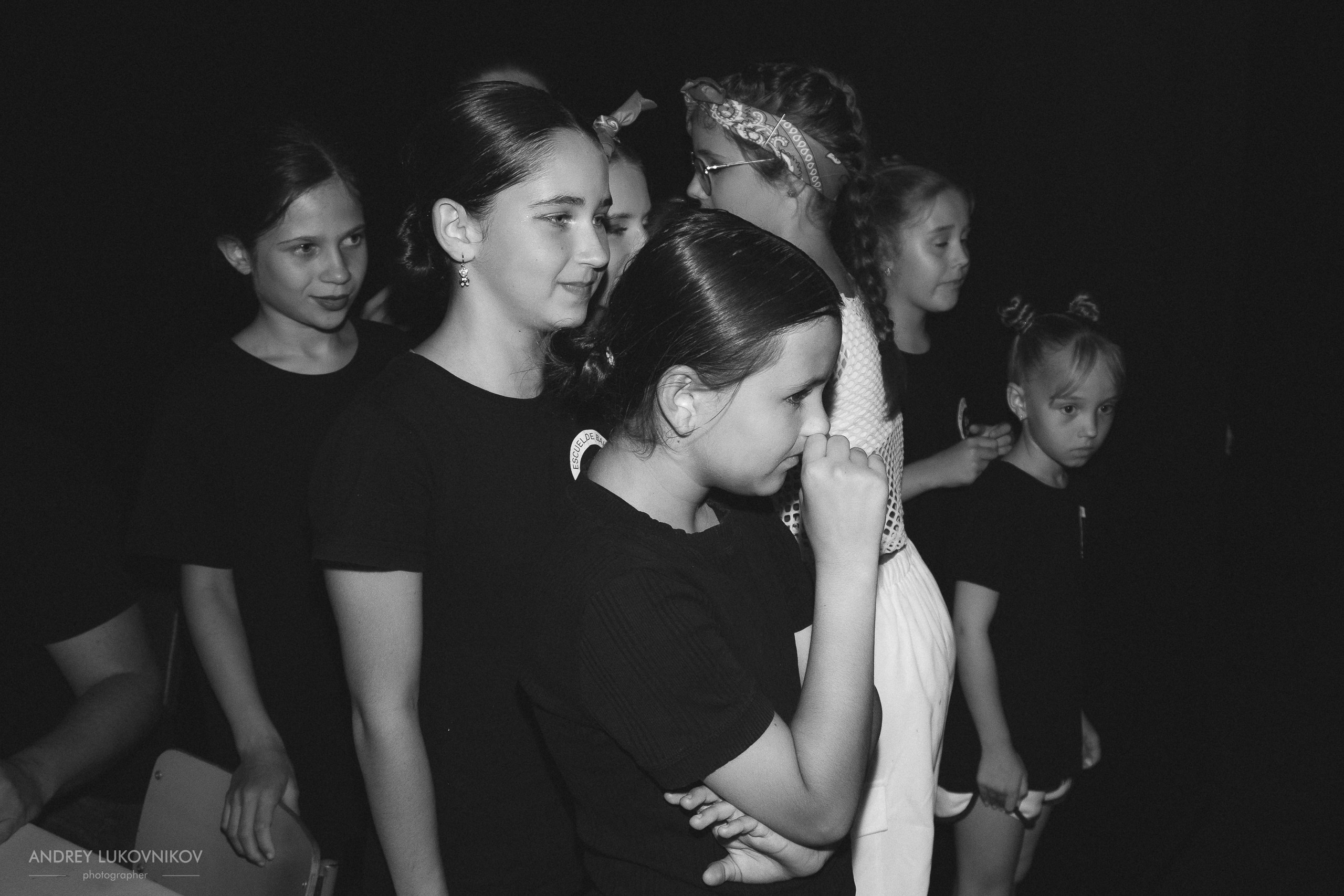Entre bastidores del concierto final de Like Dance: momentos brillantes tras las cámaras