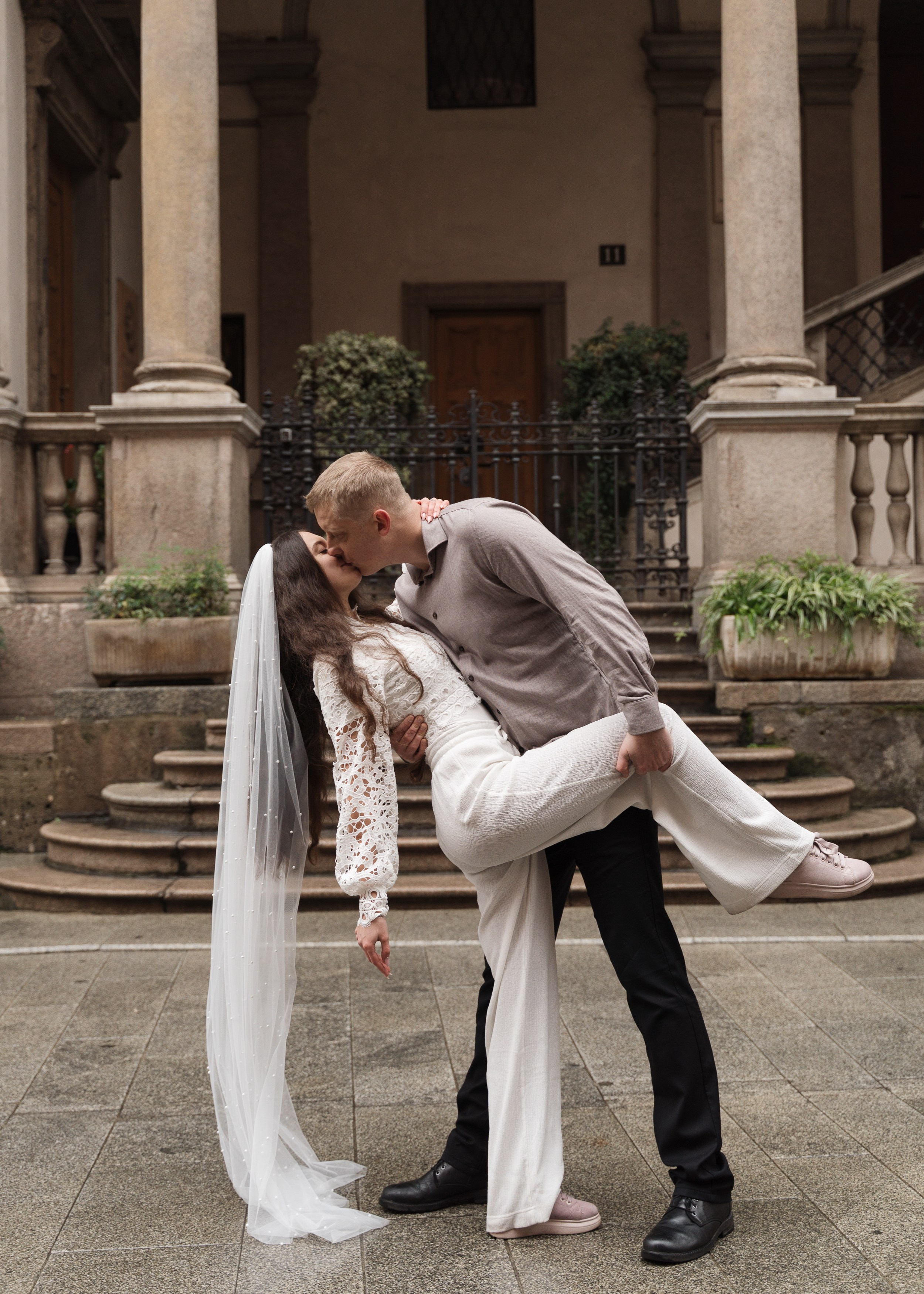 Wedding photosession in Milan. Proposal Photographer in Lake Como
