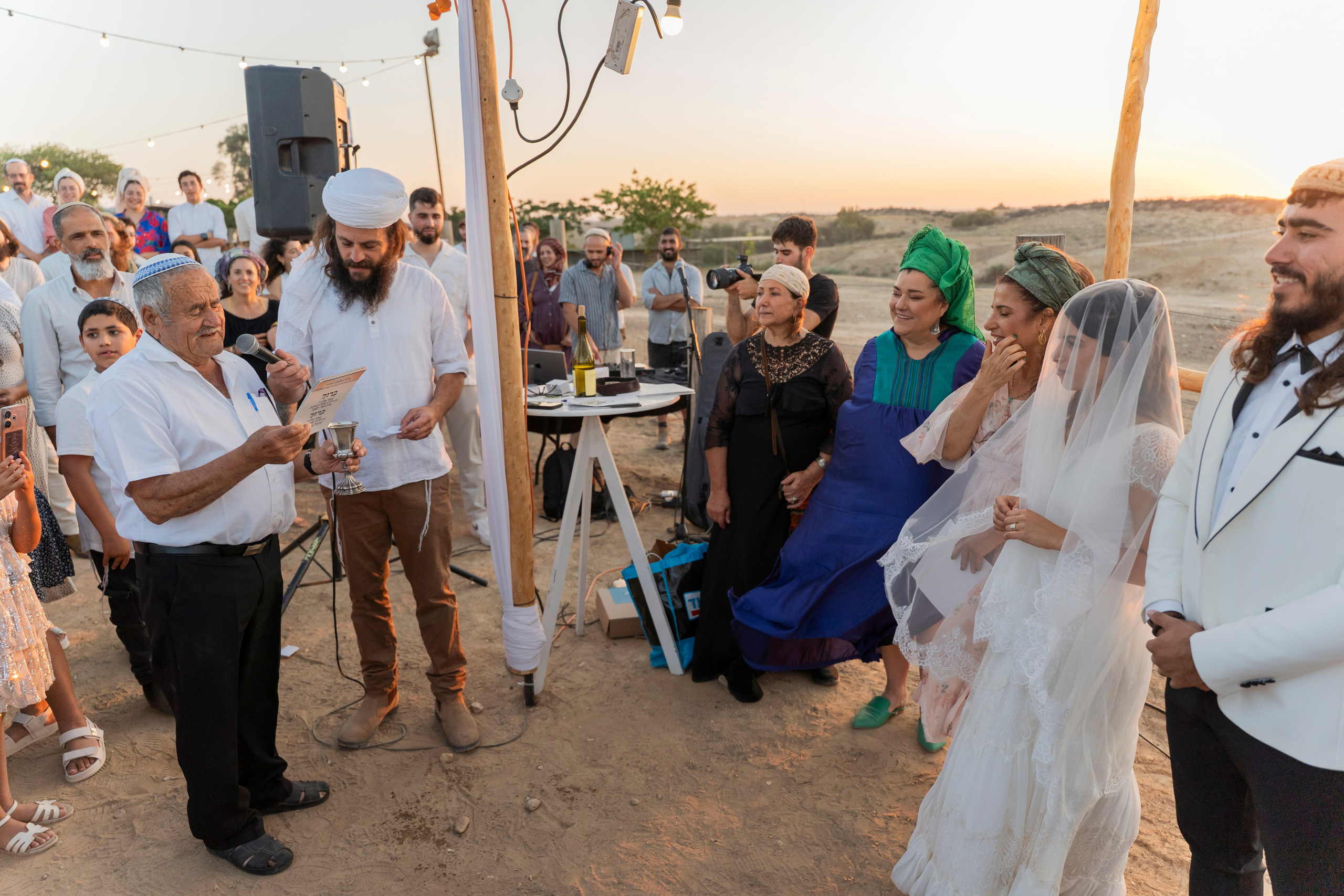 אביה ואחיה. יוסף מזרחי צילום חתונה, ברית וזוגיות. צלם מקצועי שאוהב להוציא אתכם הכי יפים ברגעים הכי מרגשים