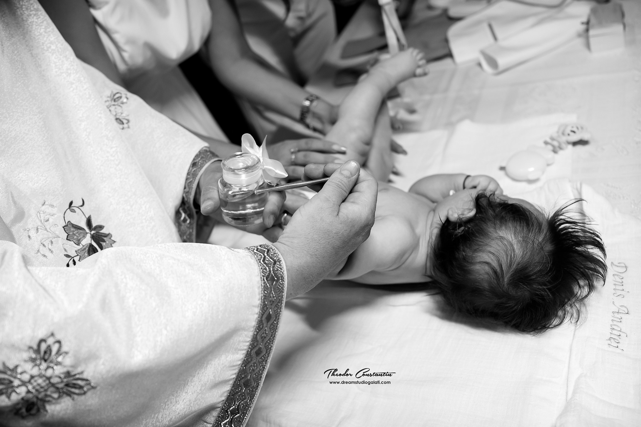 Botez. Dream Studio Galați – ședințe foto profesionale pentru familie, portrete și evenimente