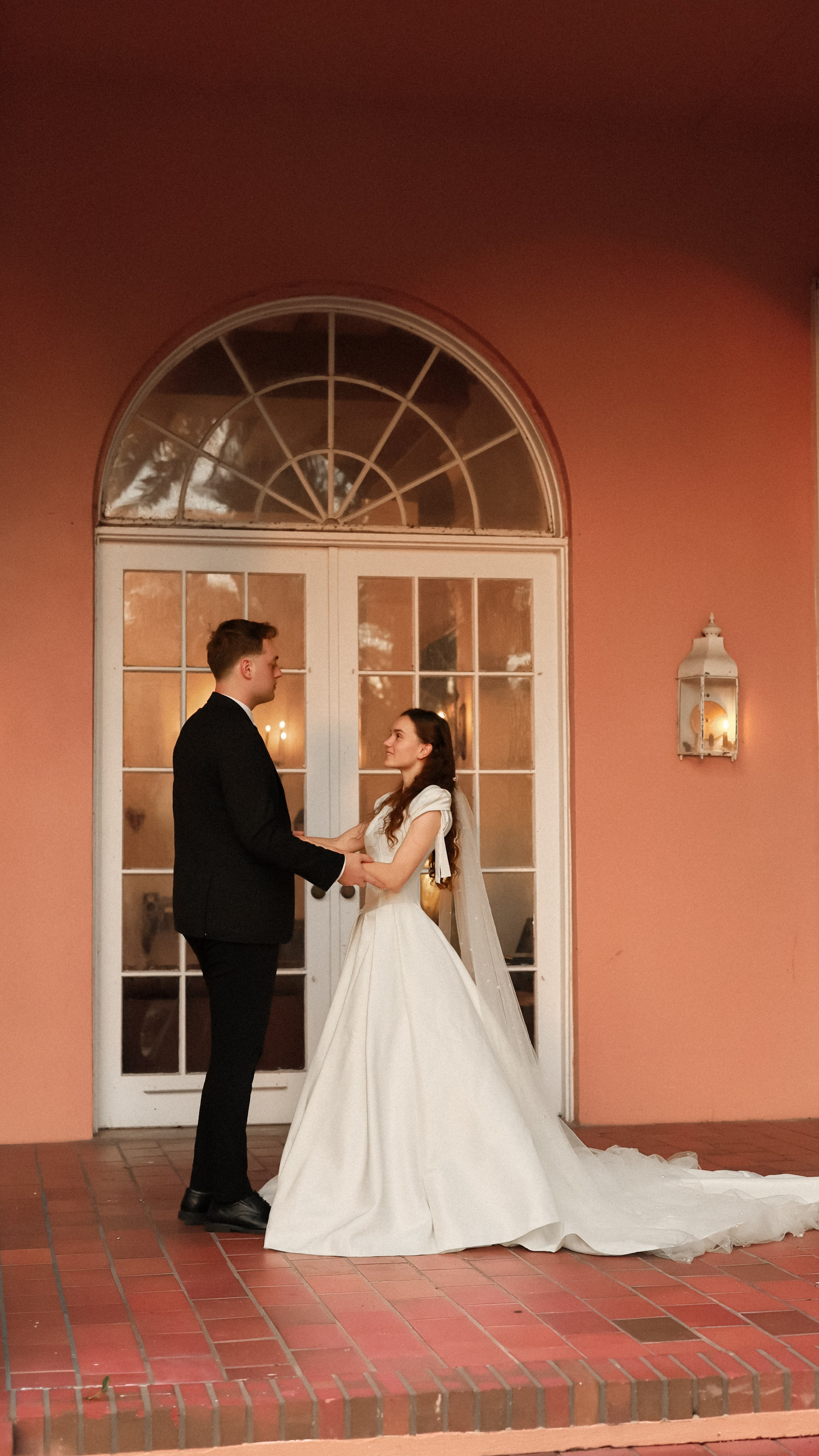 Venice, Florida Elopement. Wedding and family photographer Olga Belianskaia