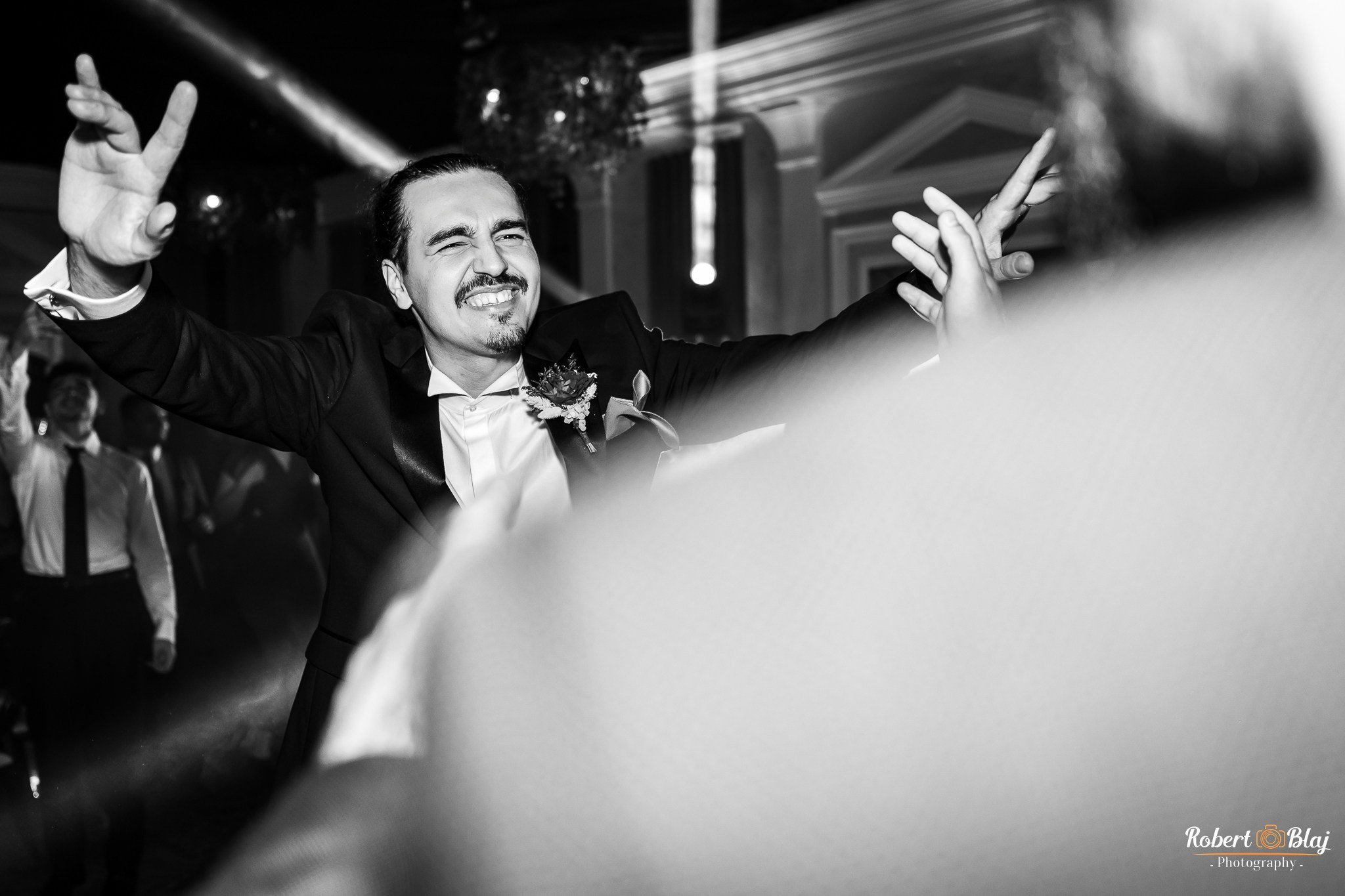 Iulia & Marian. Robert Blaj - Fotograf Nuntă Iași