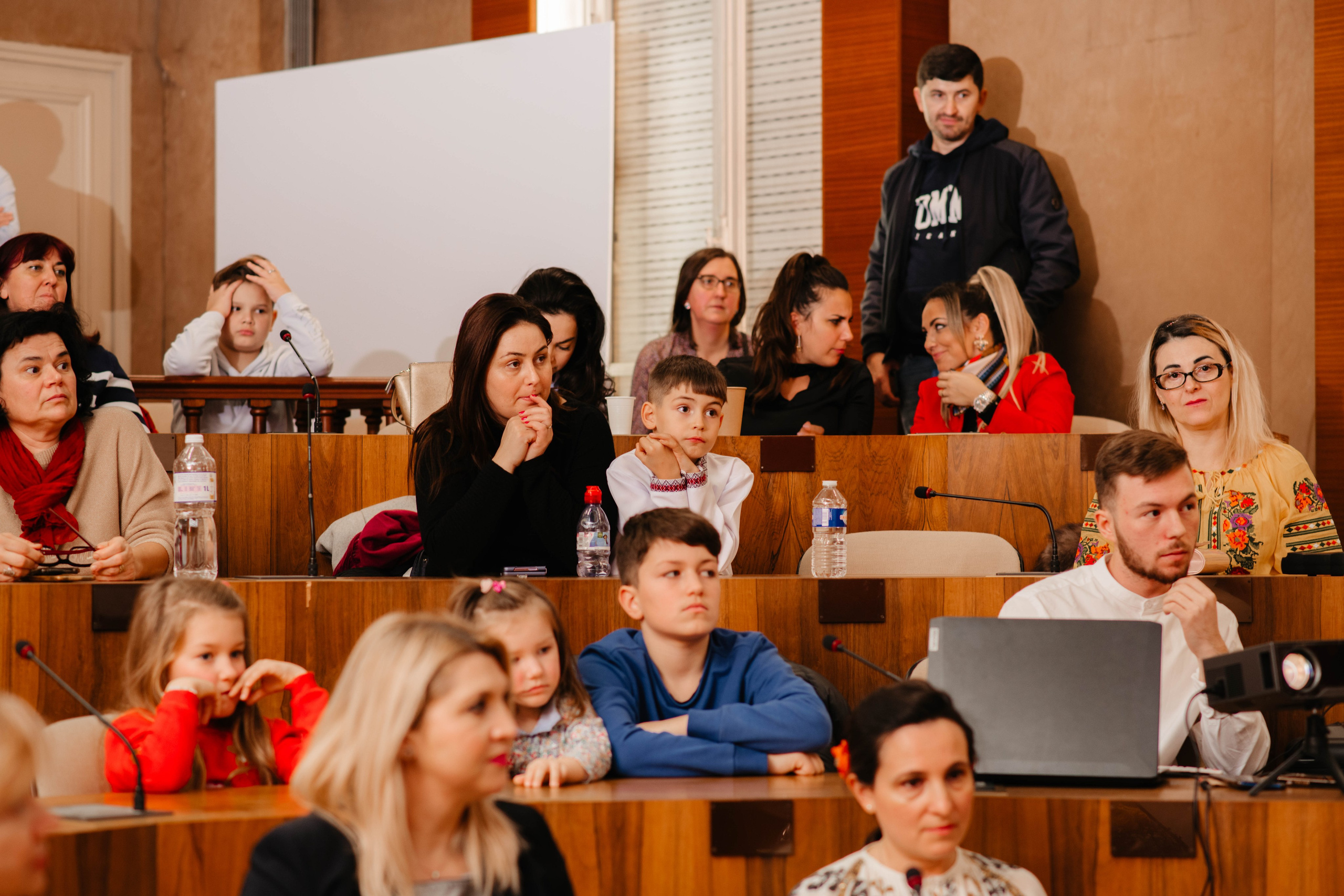 Dor de casa, proiect initiat alaturi de Ambasada Romaniei din Paris