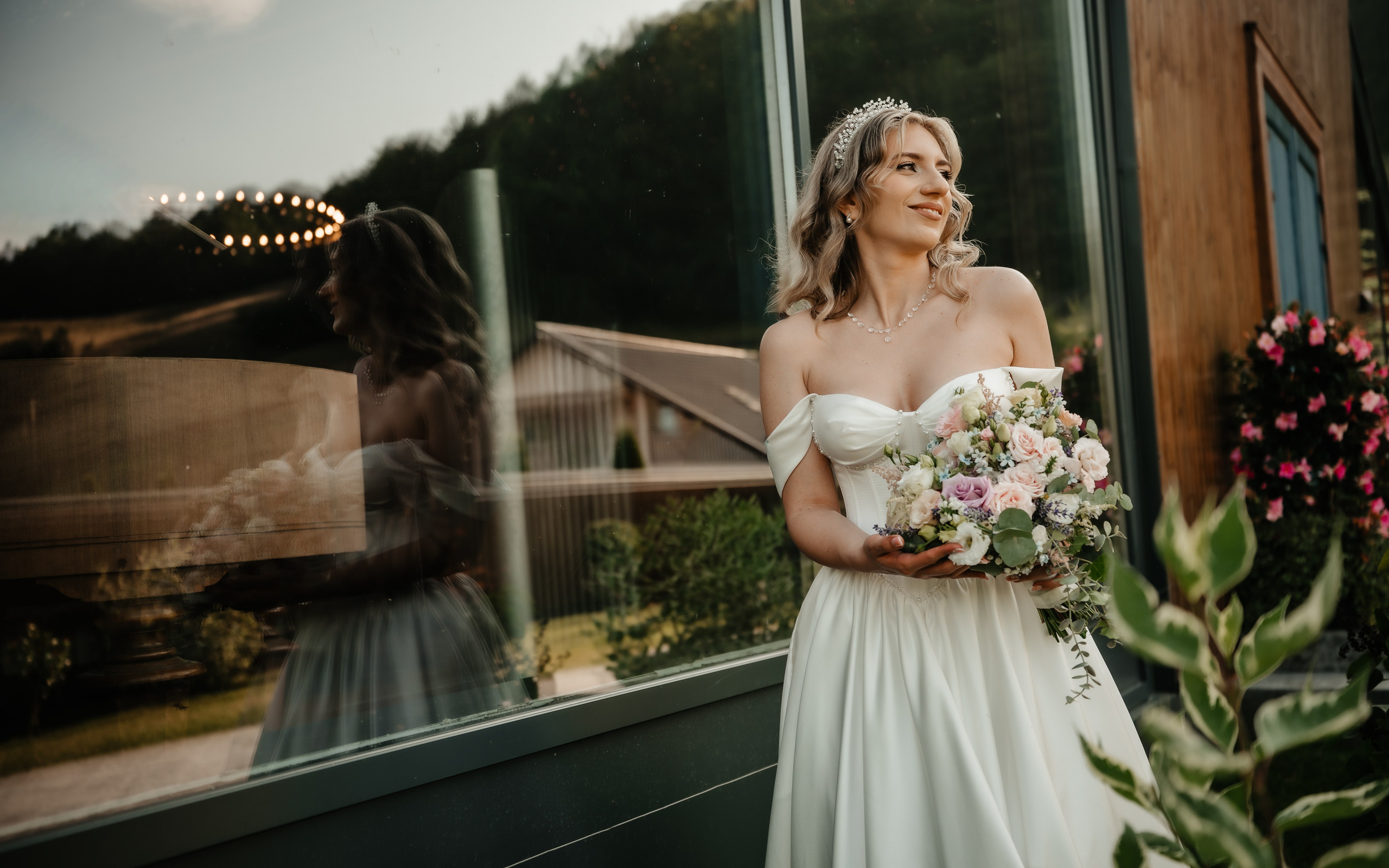 🤎 G a b r i e l a & C o s t i n - Wedding Day Preview. Wedding & Family Photographer