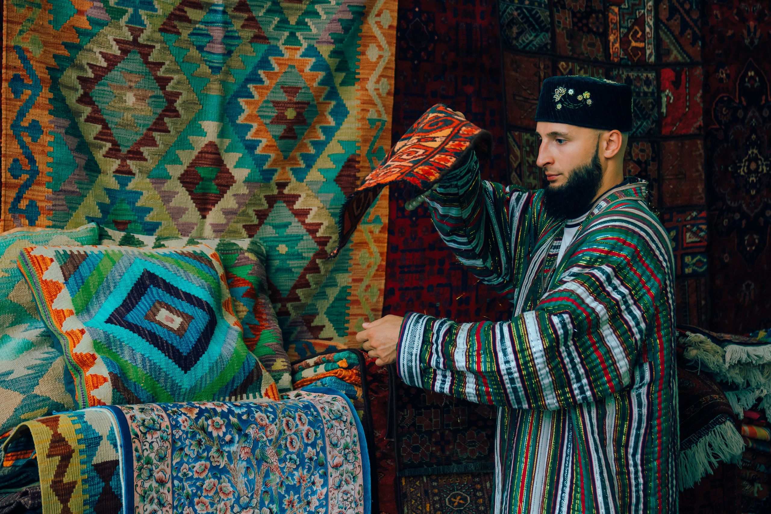 Exclusive men’s photoshoot in Bukhara. Photographer in Uzbekistan and Samarkand Djasur Marupov