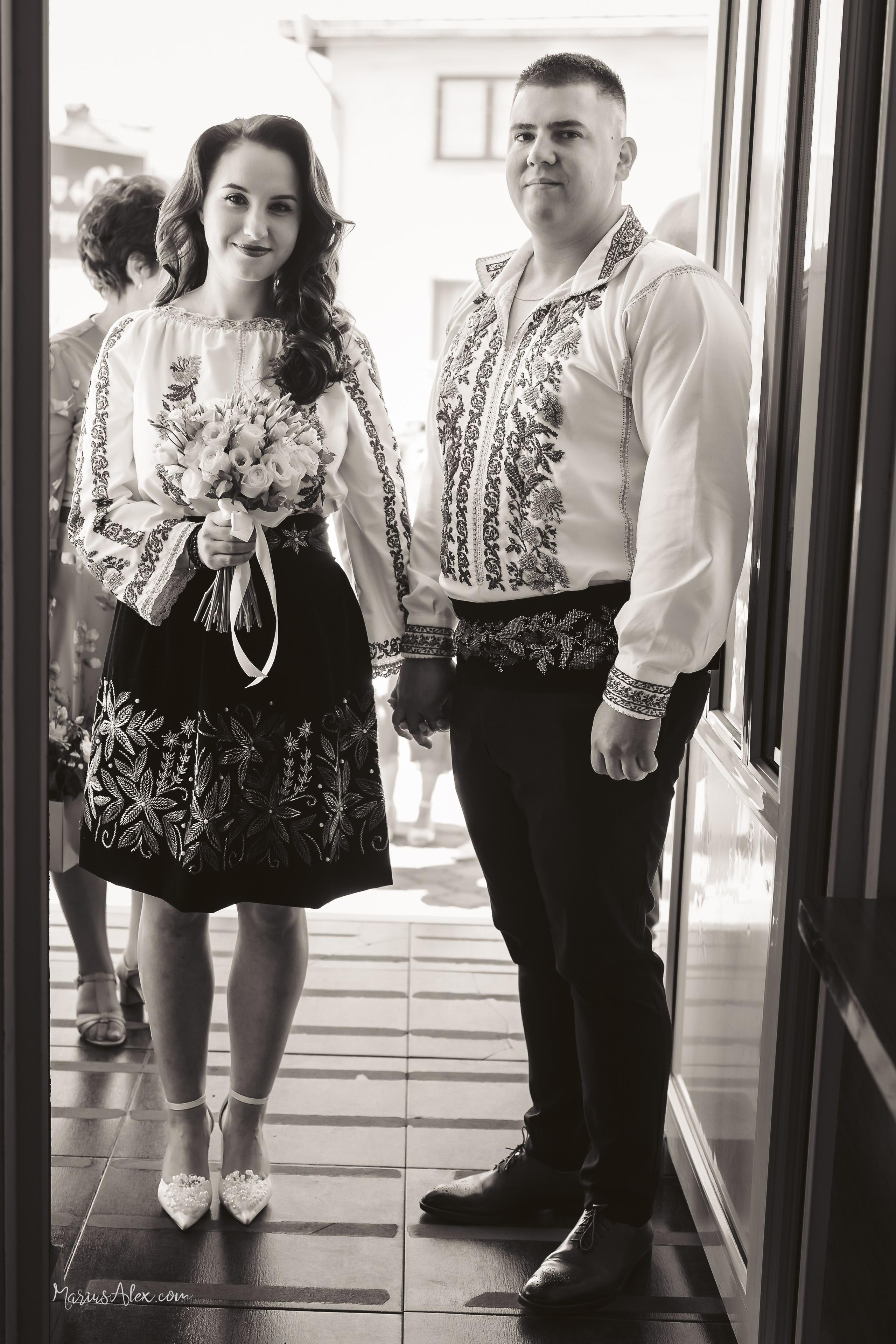 Ioana & Robert - Cununie civila și coroana mirilor. Marius Alex fotograf de eveniment si studio din Suceava
