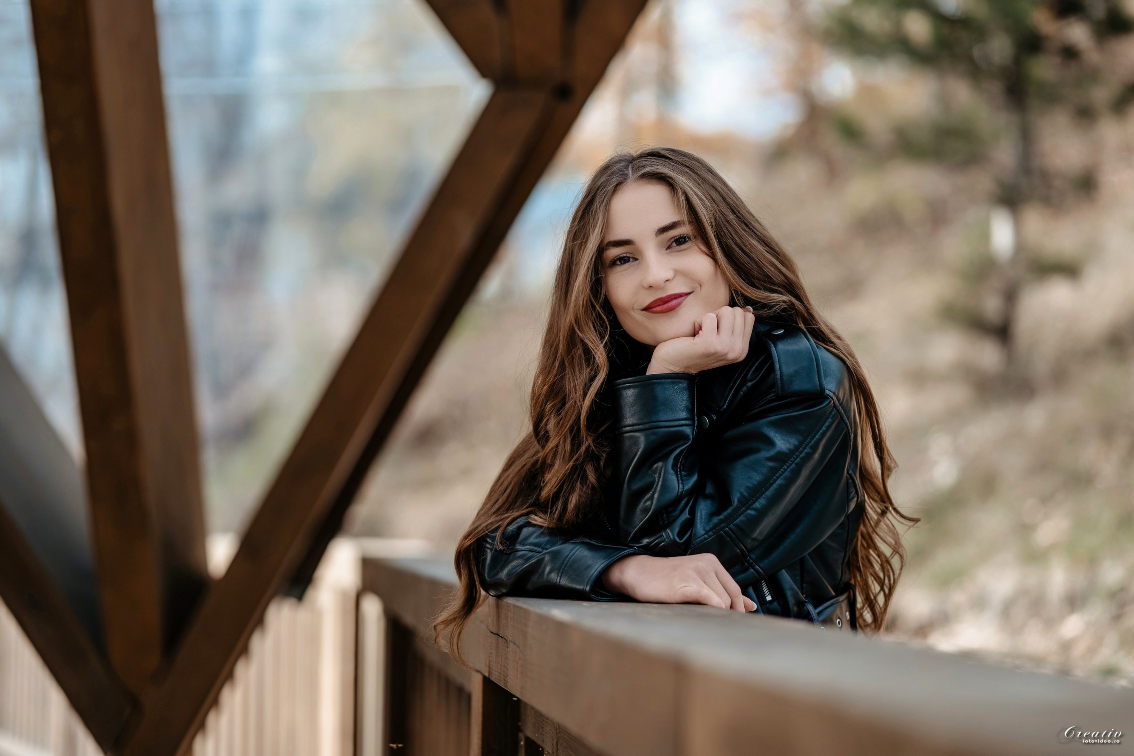 Oferta albume absolvenți 2026. Fotograf nuntă Bistrița | fotograf botez | Creativ Foto Video | Vasile Mizgan