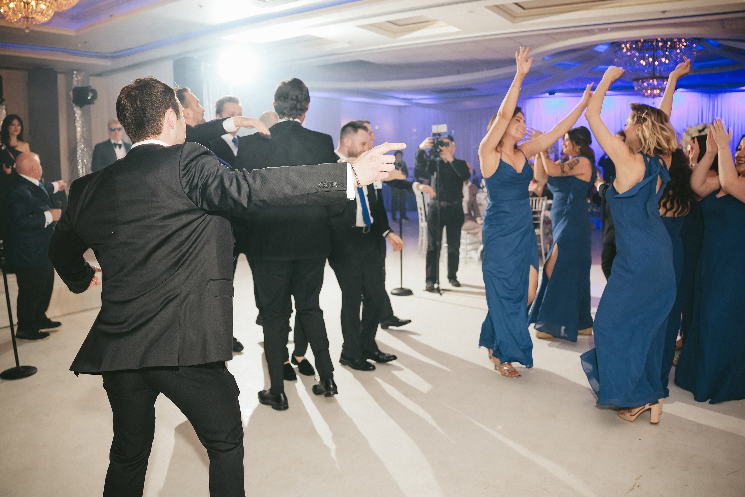 06.08.2025 Wedding. Wedding family event photographer in Chicago Nick Yushevich