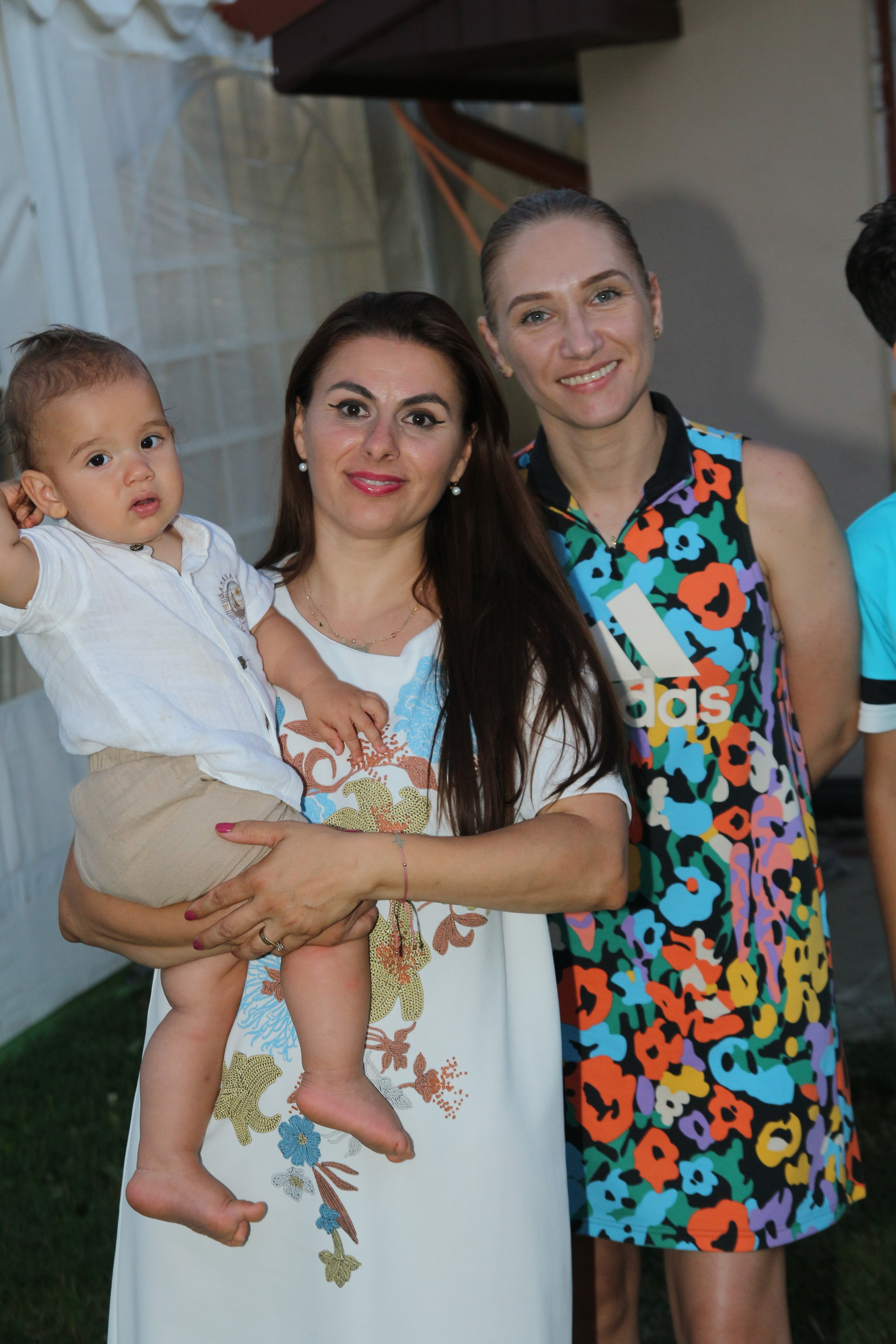 BYZO MEDIA. PETRU BYZO - family and children photographer in ROMANIA