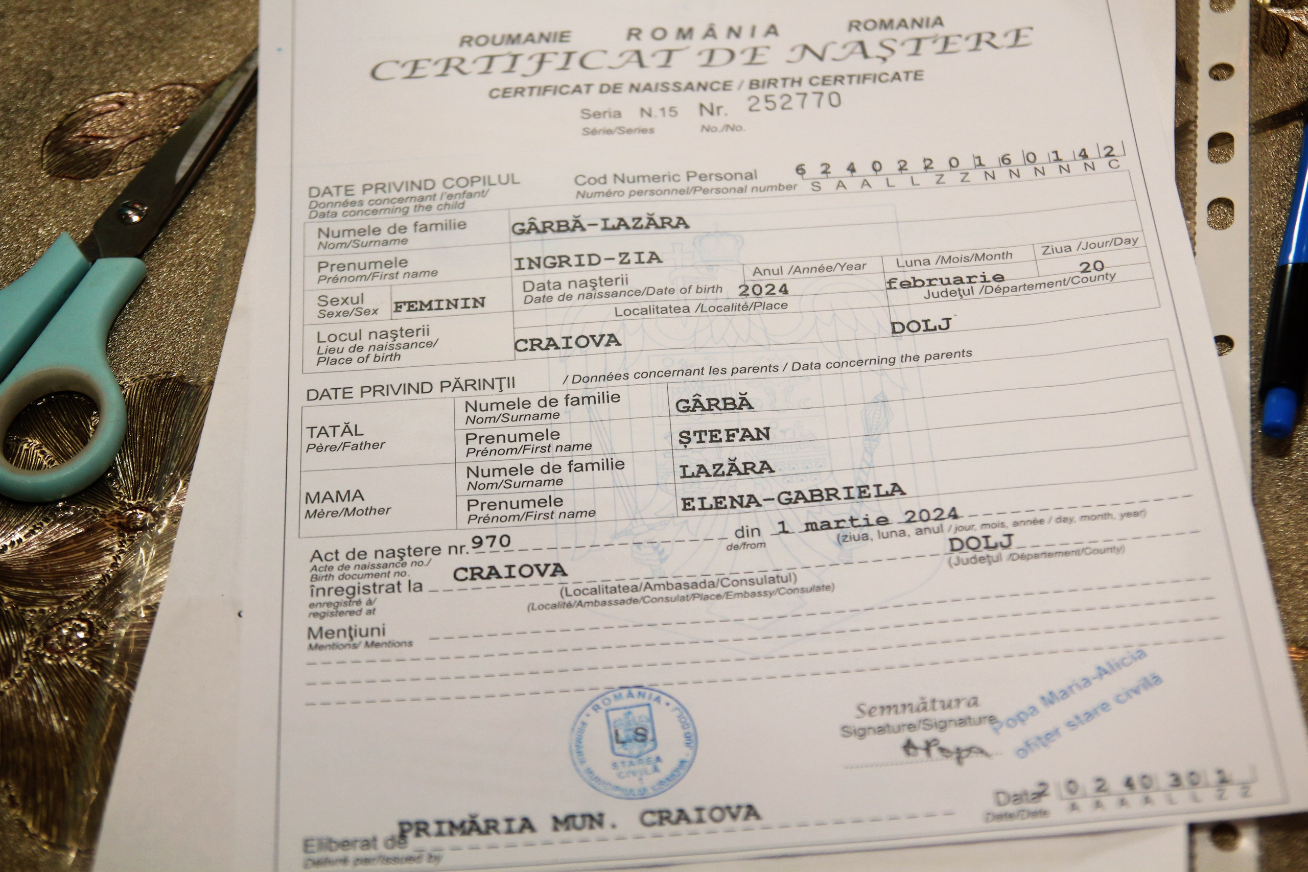 BYZO MEDIA. PETRU BYZO - family and children photographer in ROMANIA