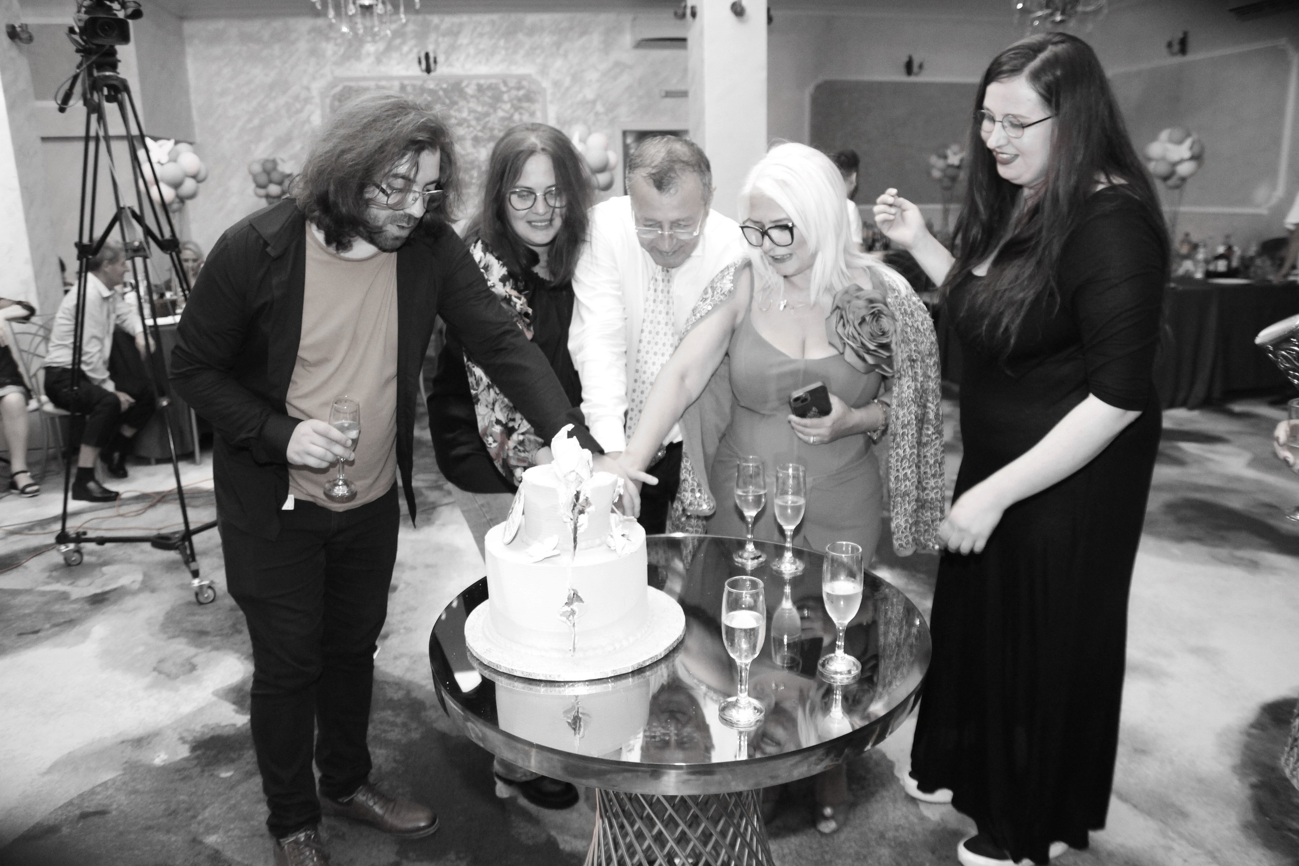 BYZO MEDIA. PETRU BYZO - family and children photographer in ROMANIA