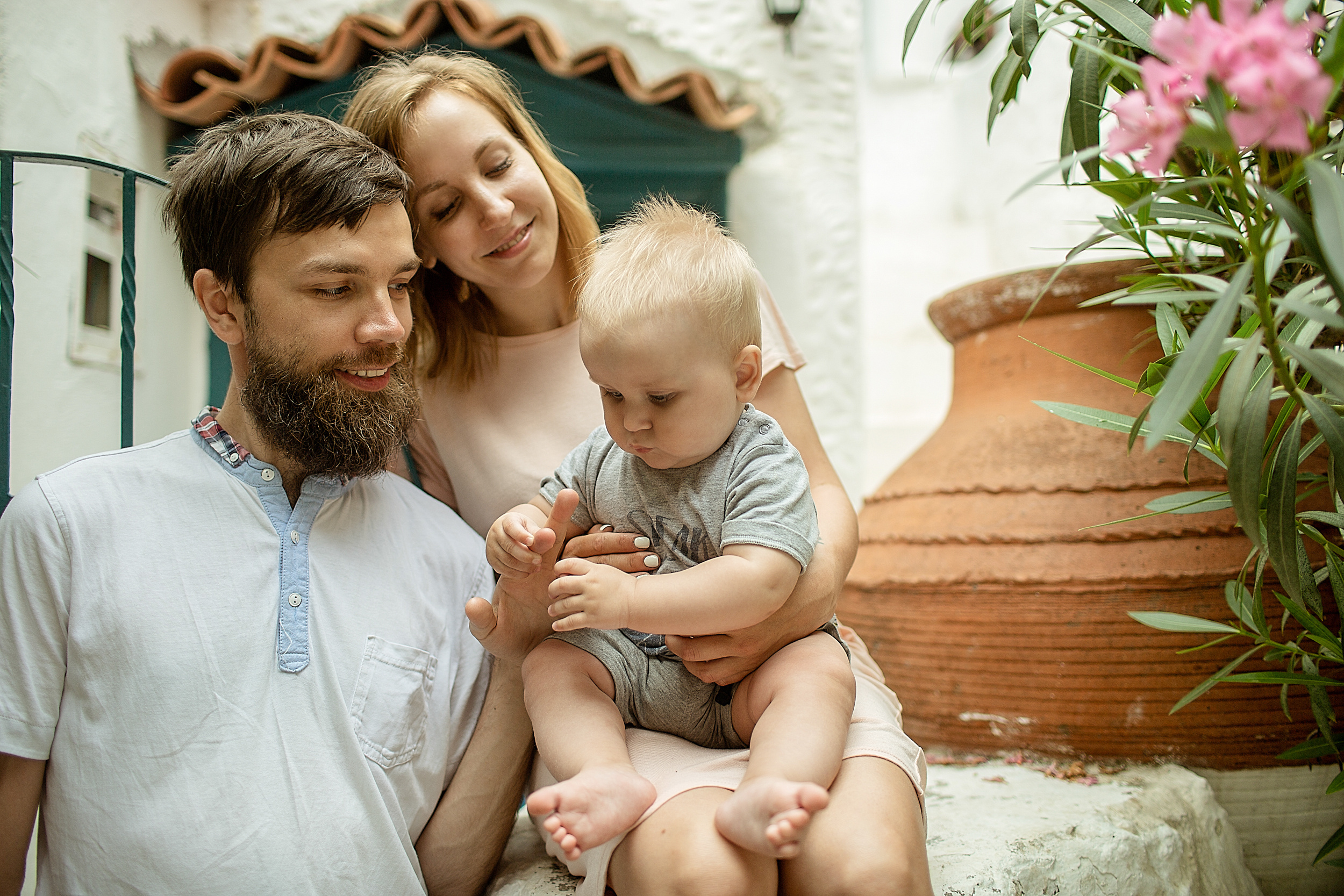 Family photo shooting Marmaris in old town. Julia Ganch I Fashion Wedding Photography I Cappadocia Turkey