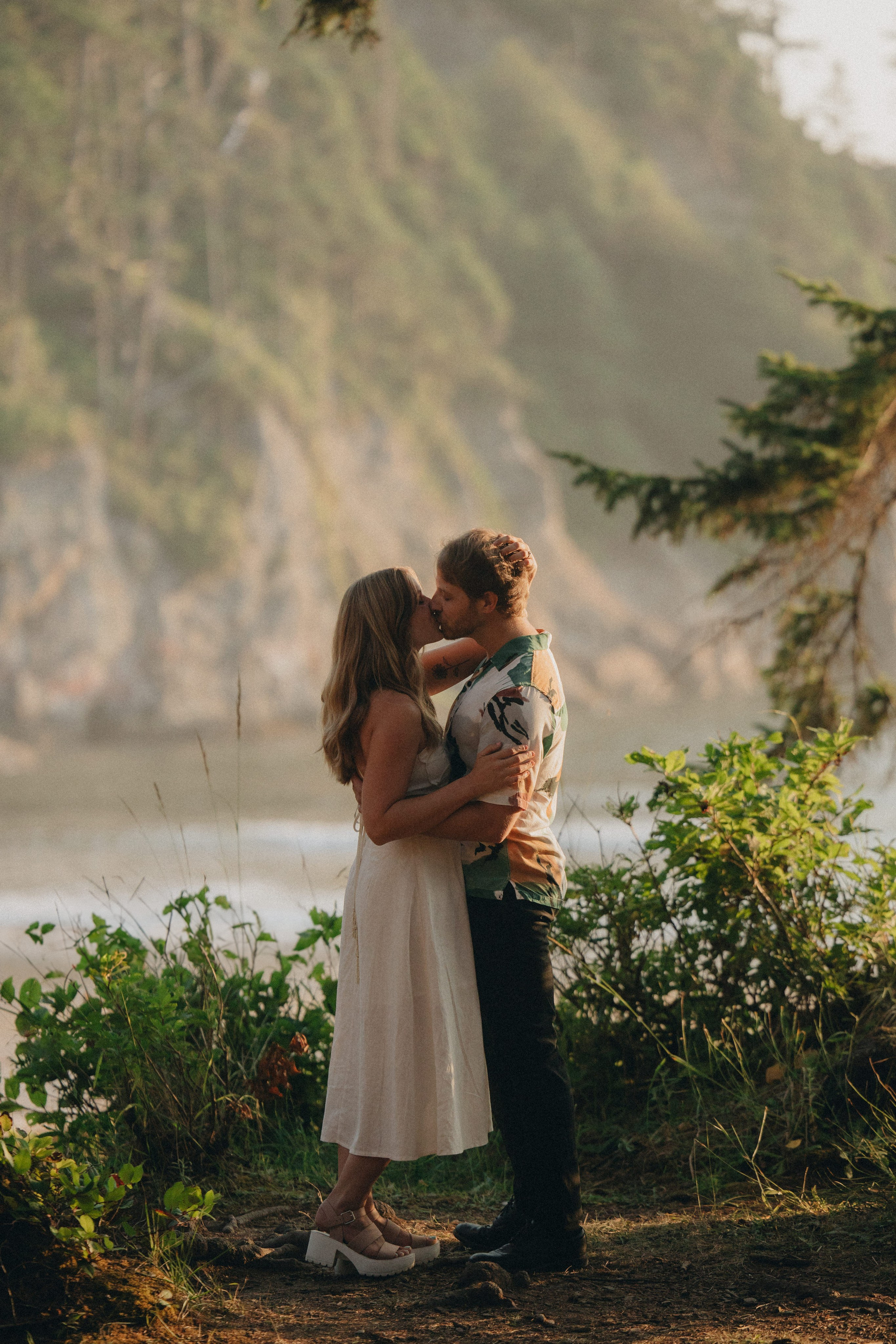 Engagement Photography at Cannon Beach | Jessie & Isaac's Session by Georgy Shishkin | Capturing Moments in Portland, Seattle, Bend & Oregon. Capturing Love in the Heart of the Pacific Northwes