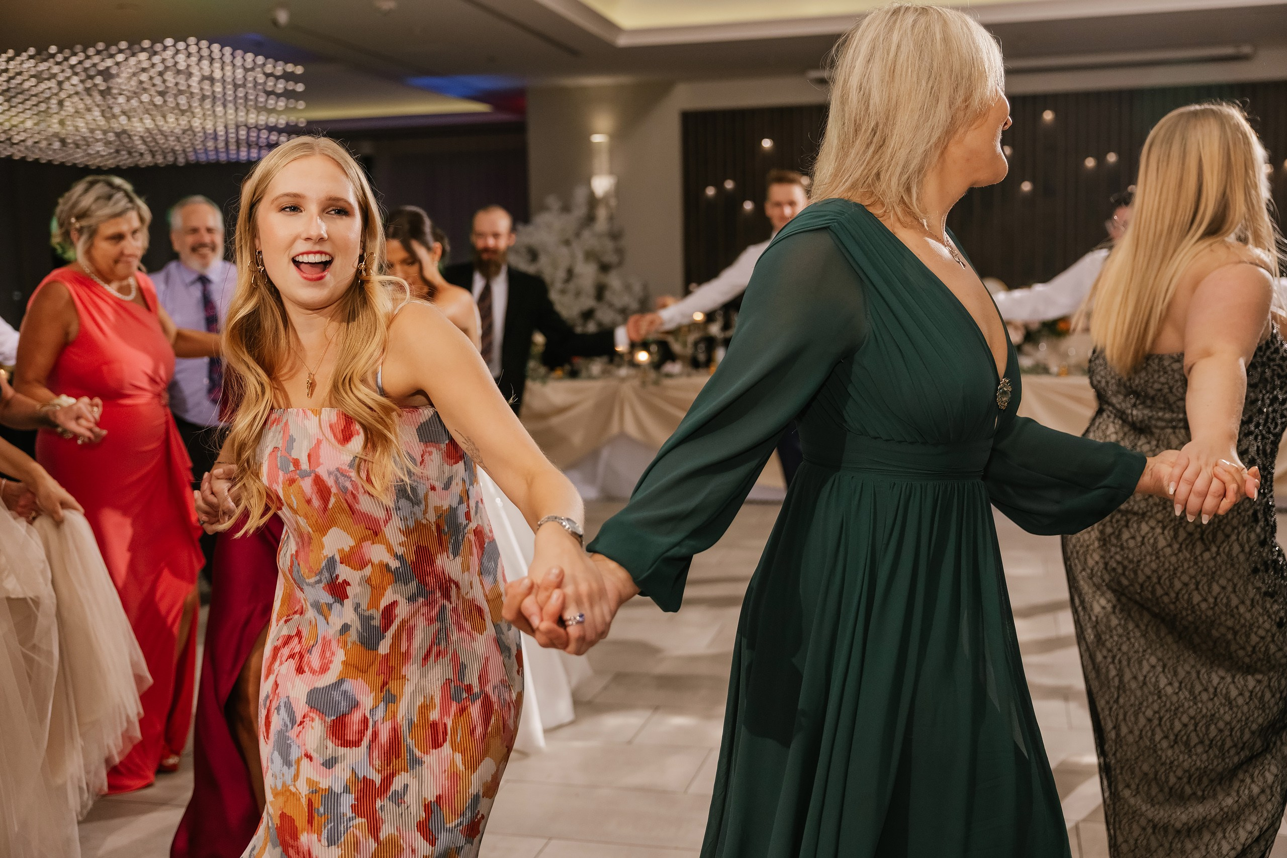 09.06.2025 Wedding. Wedding family event photographer in Chicago Nick Yushevich