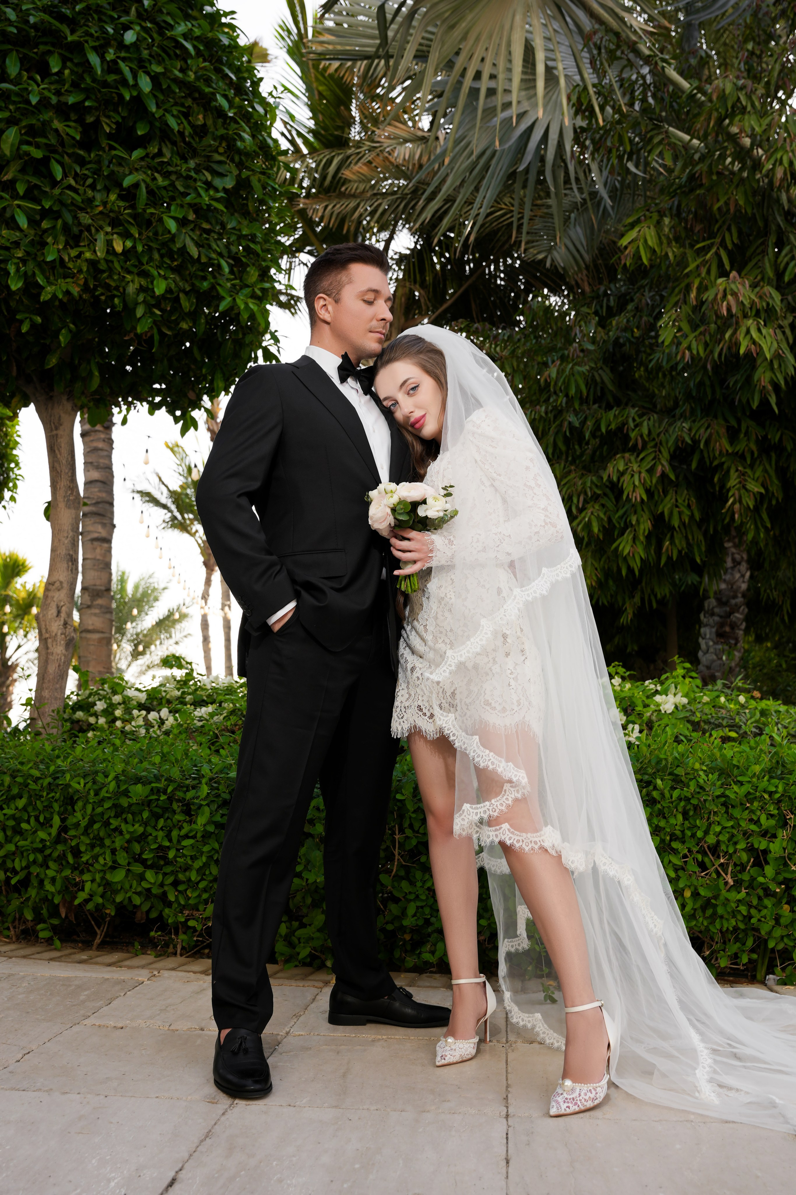 WEDDING. Photo and video production. Editing & retouching services. Training