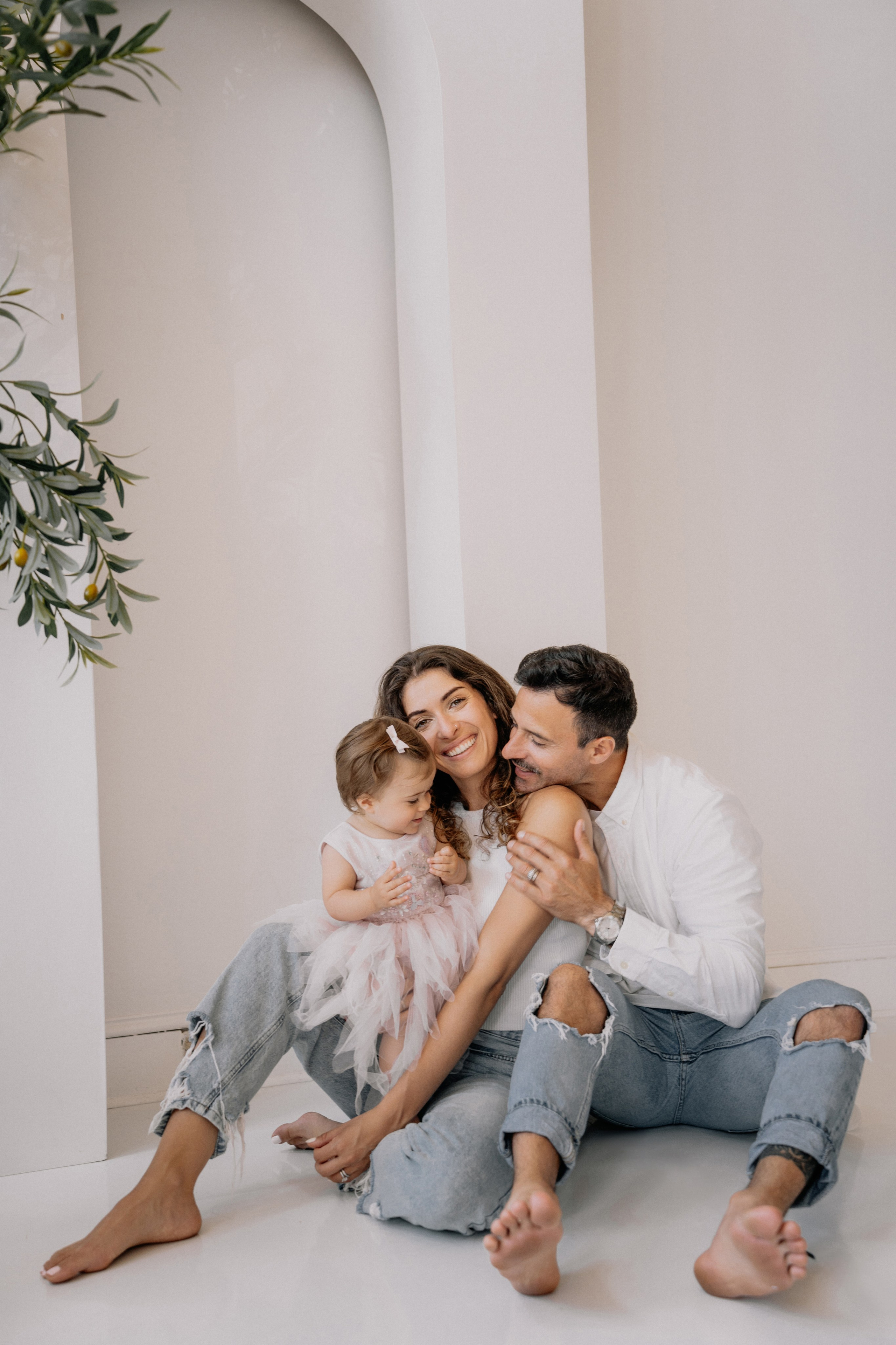 First Birthday Studio Photography – A Milestone Celebration. Alisa Tant — Family and newborn photographer Bucks County, Montgomery county, Philadelphia, NJ