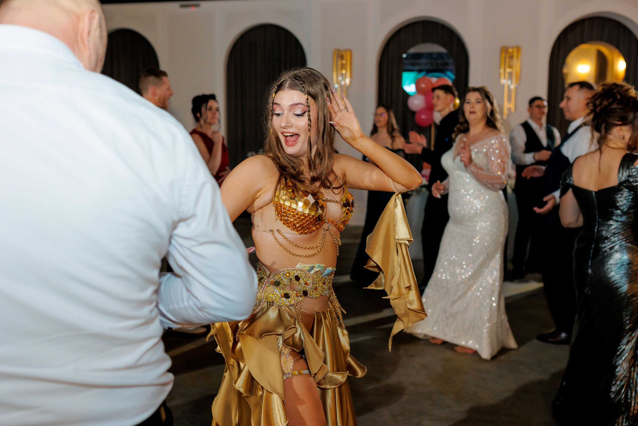 Povestea voastră, regizată de noi |Cristi Turculet Videograf Nuntă Suceava | wedding highlight. Servicii foto-video profesionale, pentru momente de neuitat