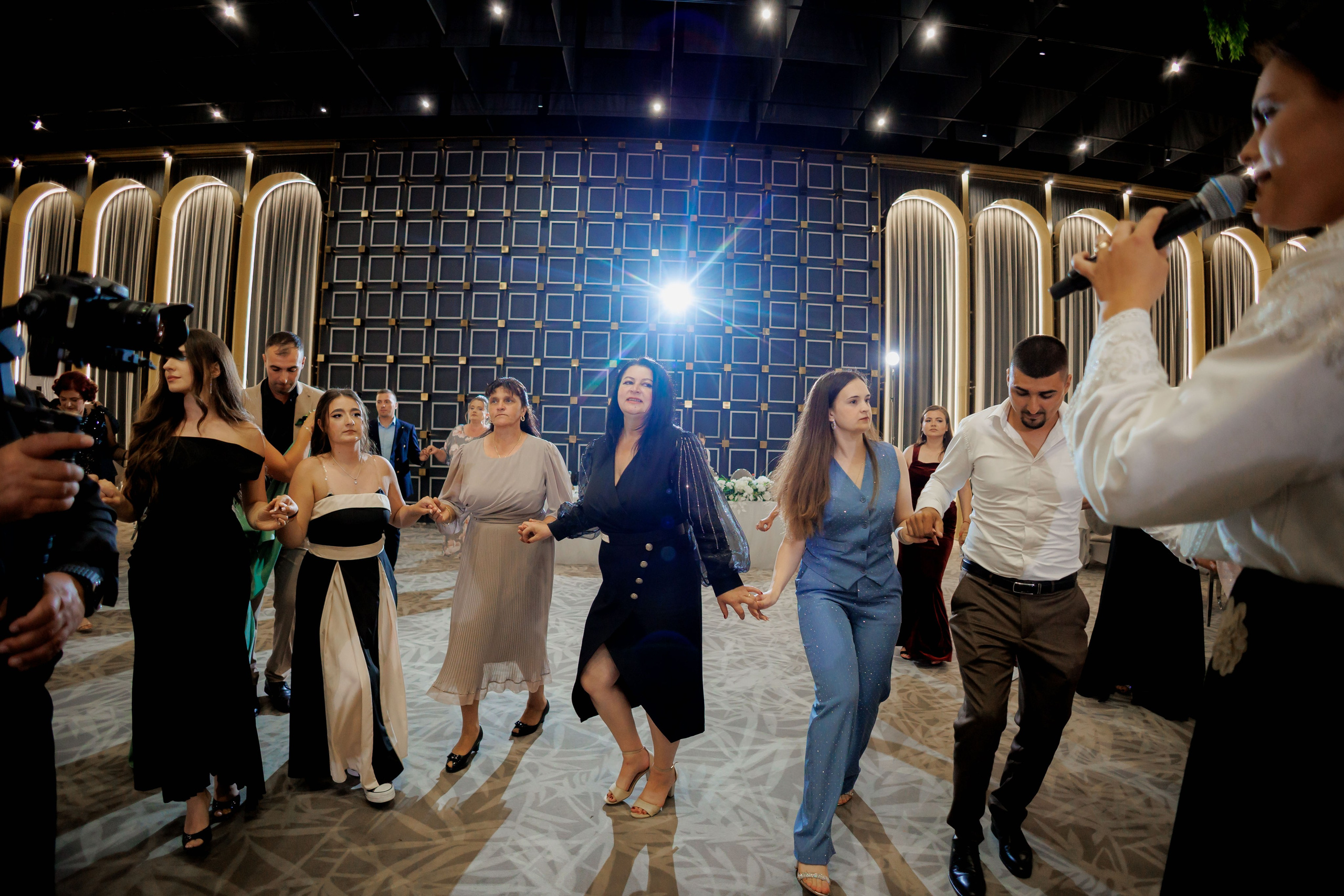 Nunta Nicoleta & Răzvan | Fotografie & Videografie Profesională. Servicii foto-video profesionale, pentru momente de neuitat