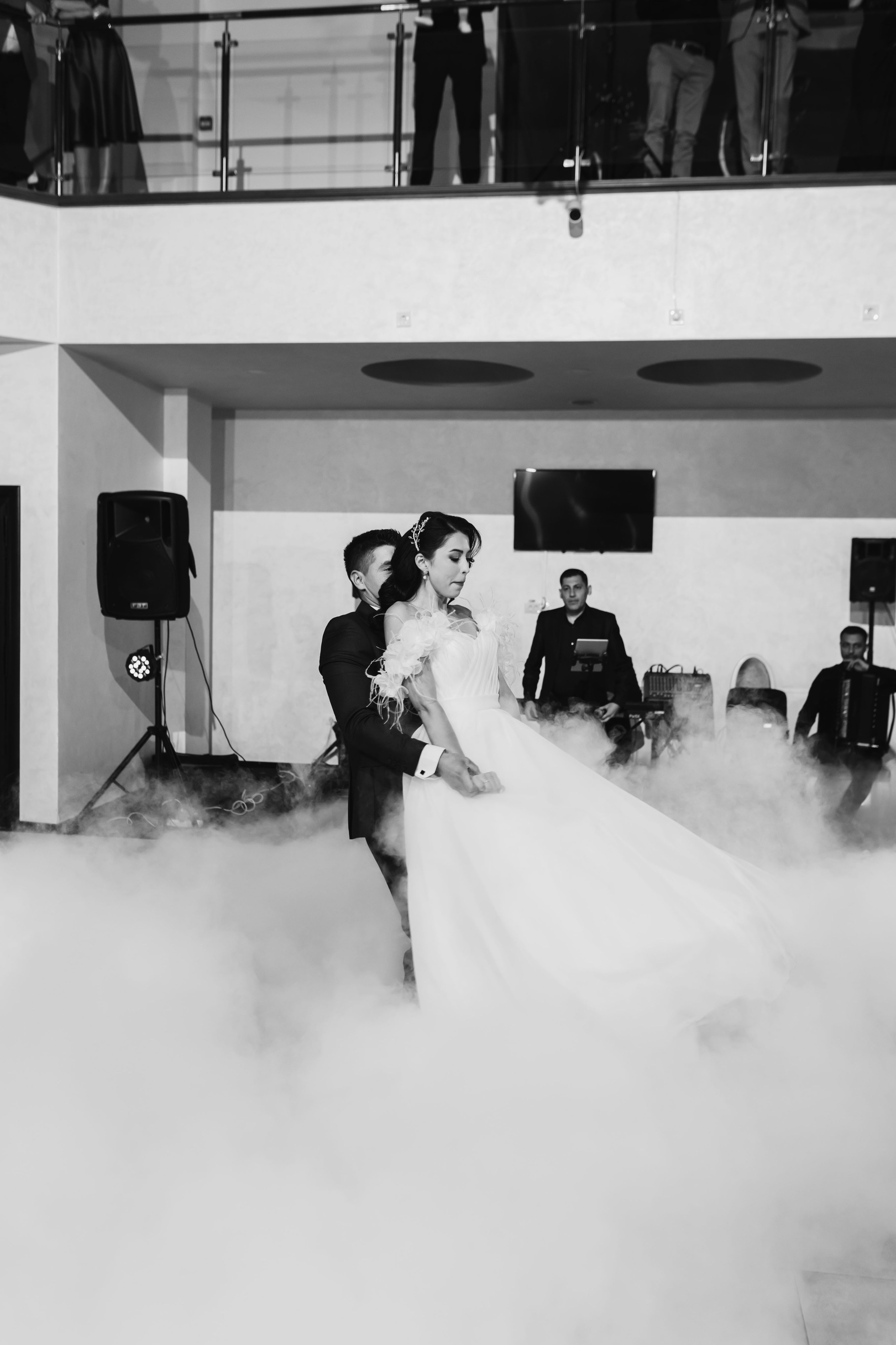 Loredana & Emilian – Ziua Nunții | Videografie - fotografie Botez Suceava, Iași, Botoșani. Servicii foto-video profesionale, pentru momente de neuitat